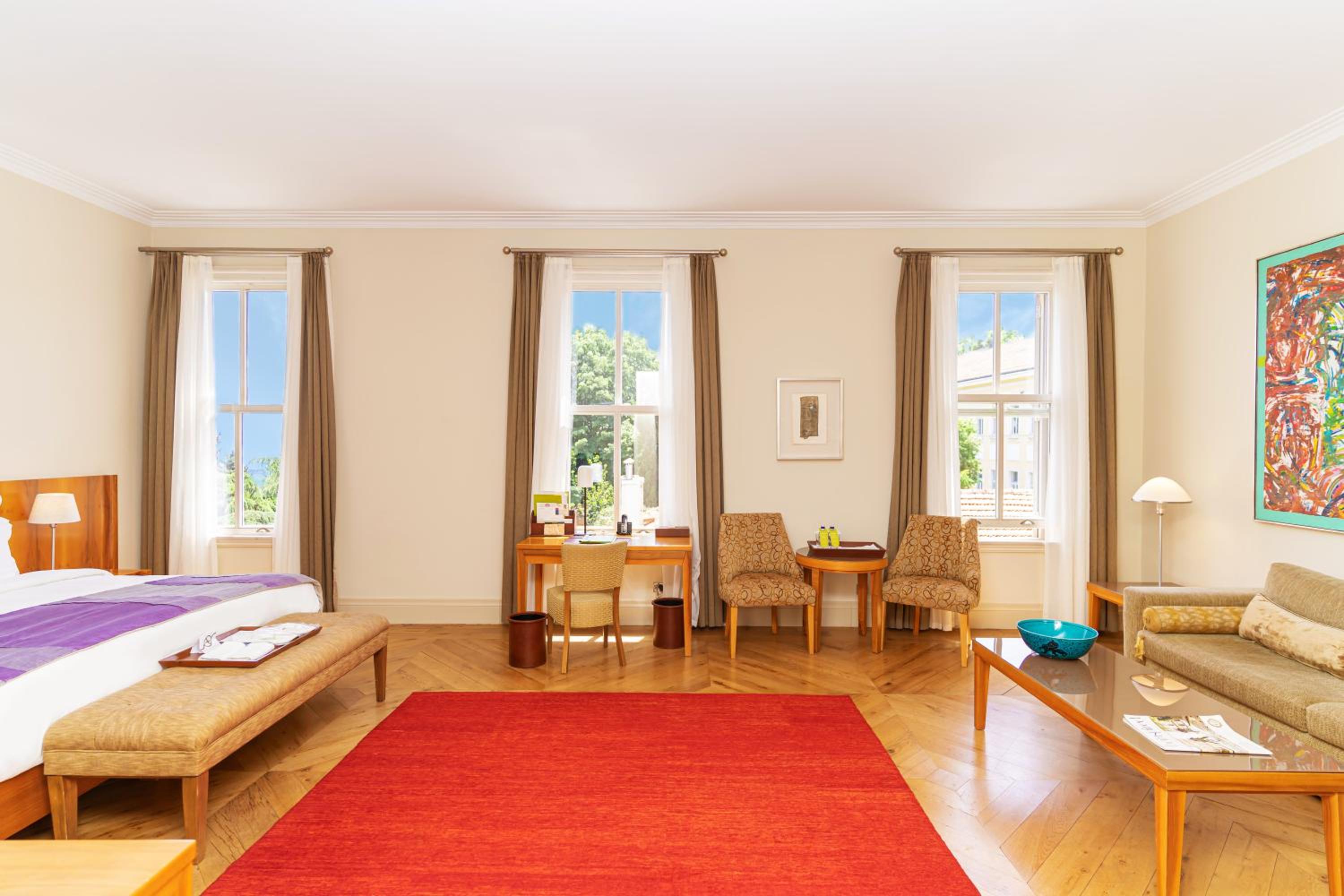 Tomtom Suites - Image 5
