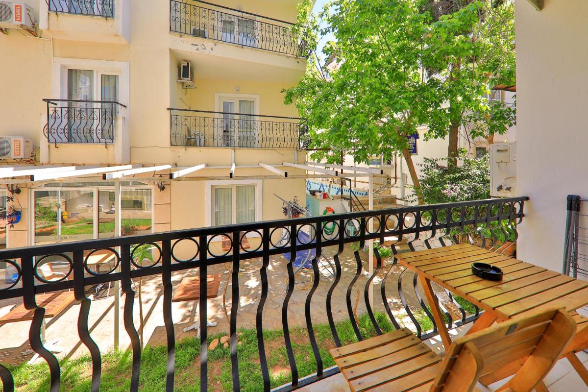 Bossa Nova Apart - Image 126