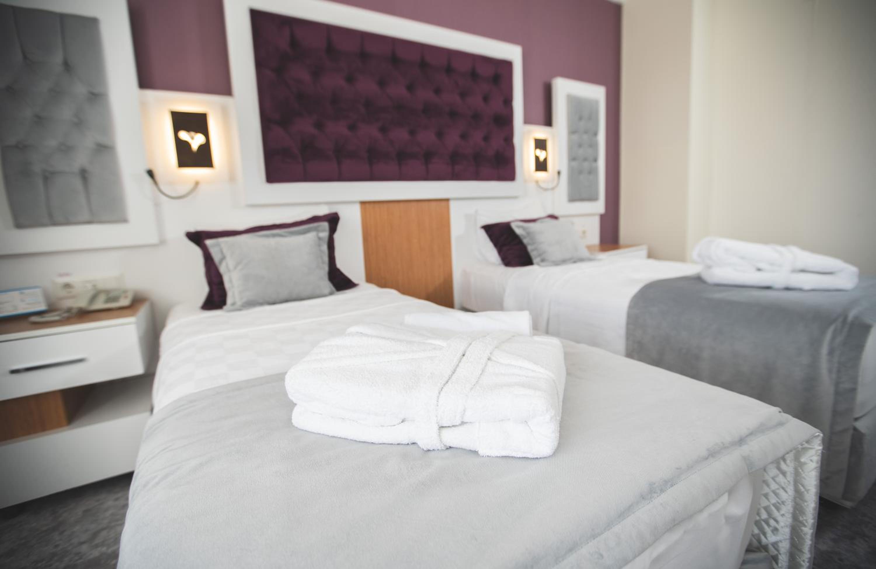 Afyon Orucoglu Thermal Resort - Image 13