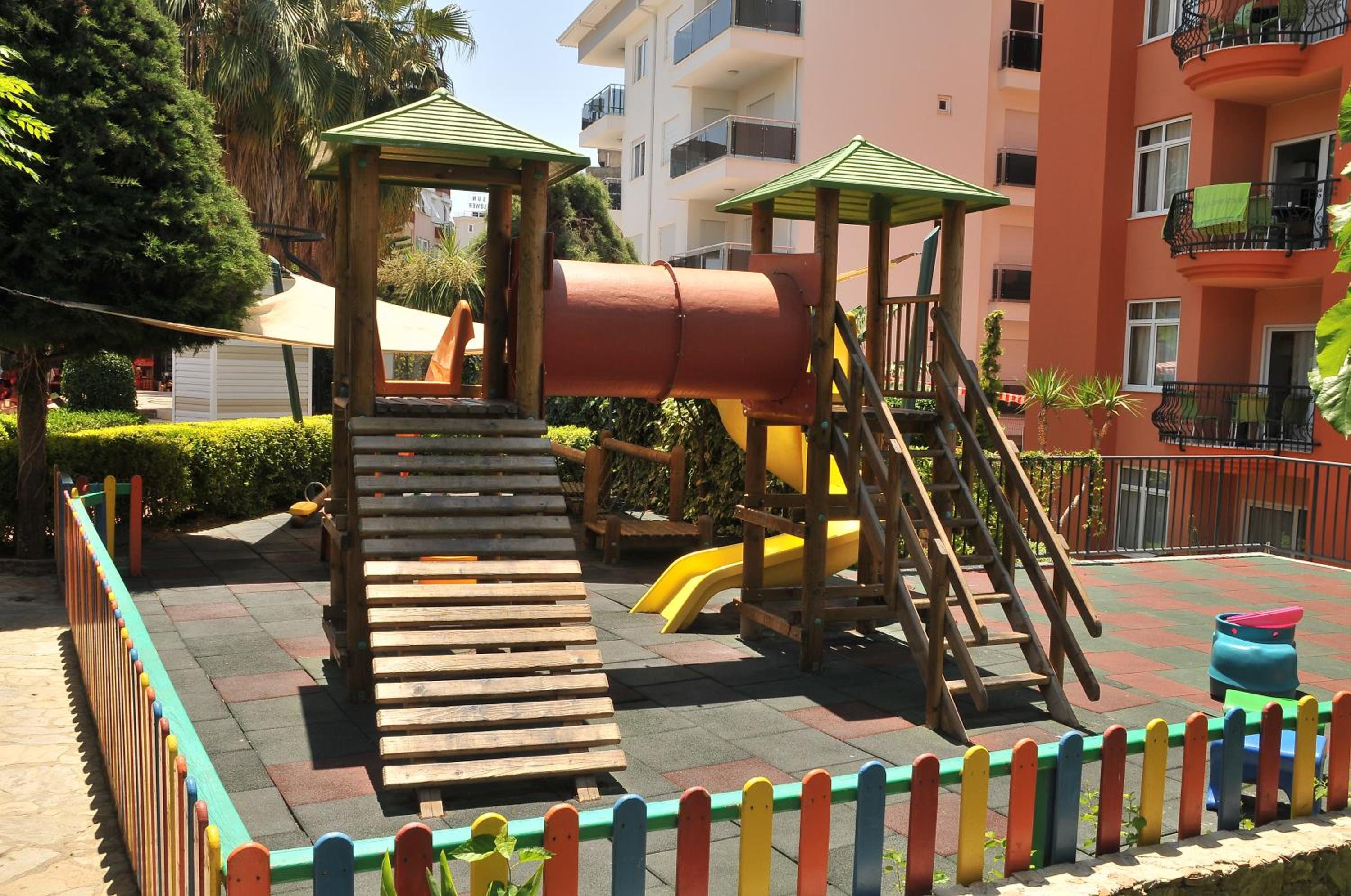 Sunpark Garden Hotel - Image 33