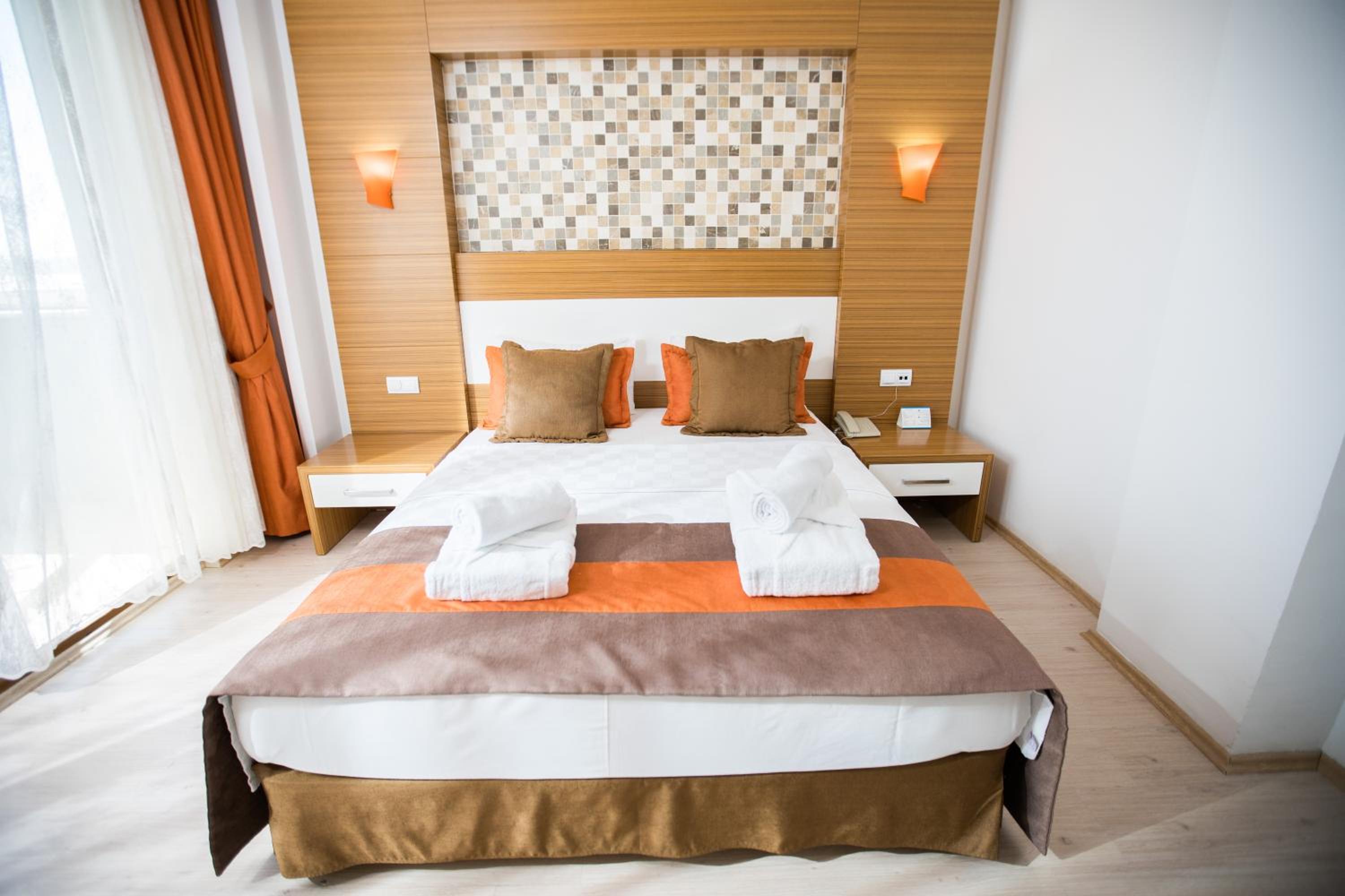 Afyon Orucoglu Thermal Resort - Image 25