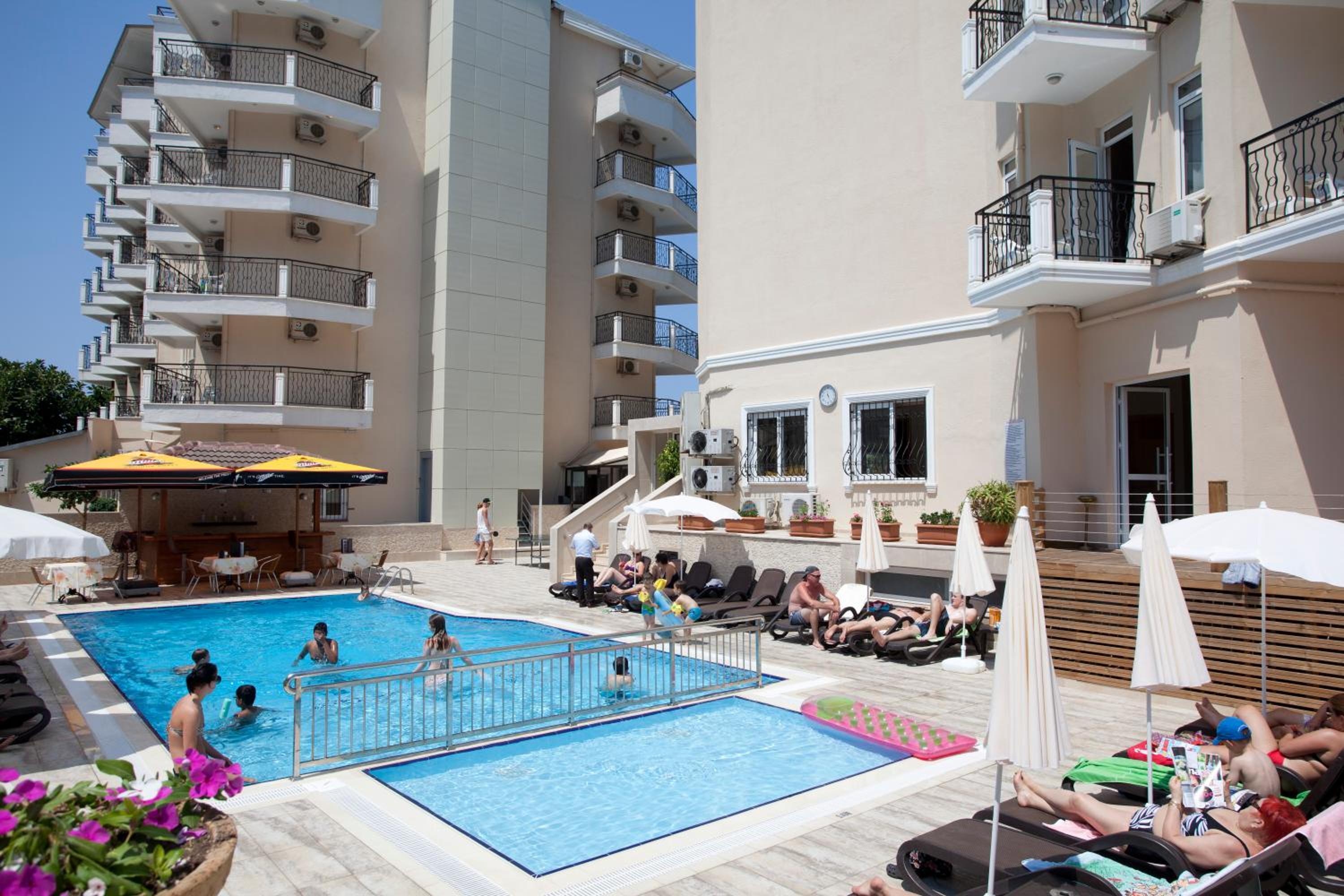 Riviera Hotel & Spa - Image 33