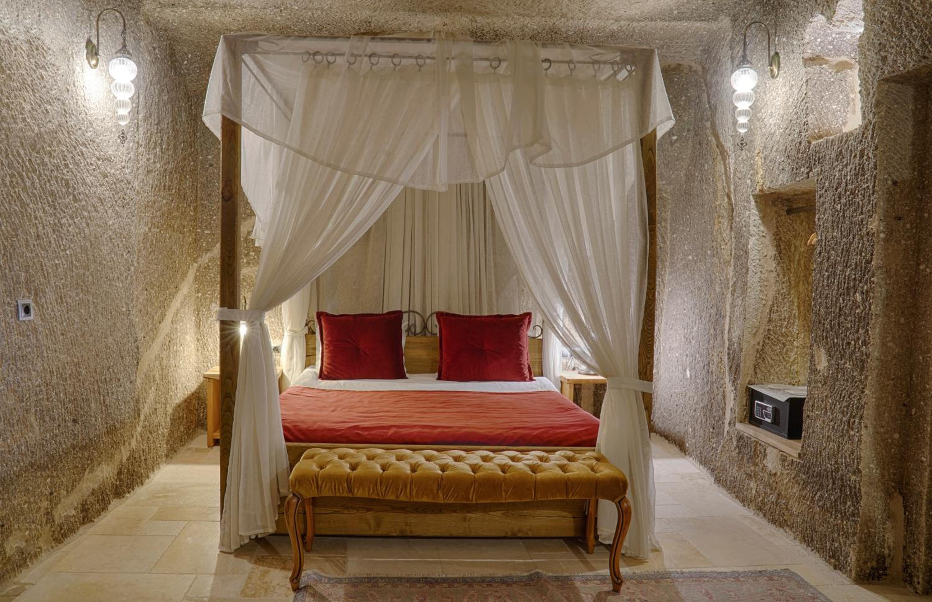 Hera Cave Suites - Image 262
