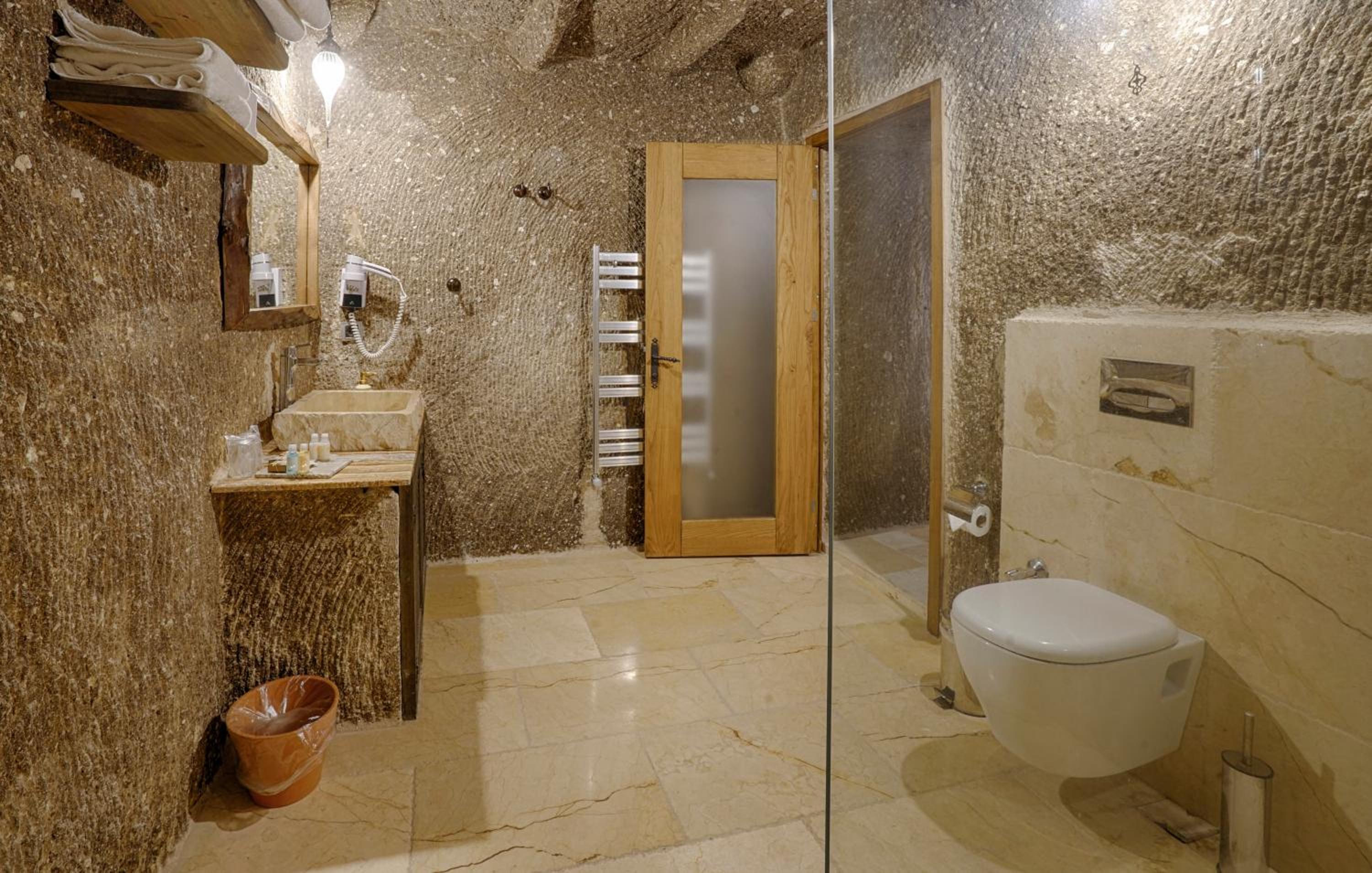 Hera Cave Suites - Image 265