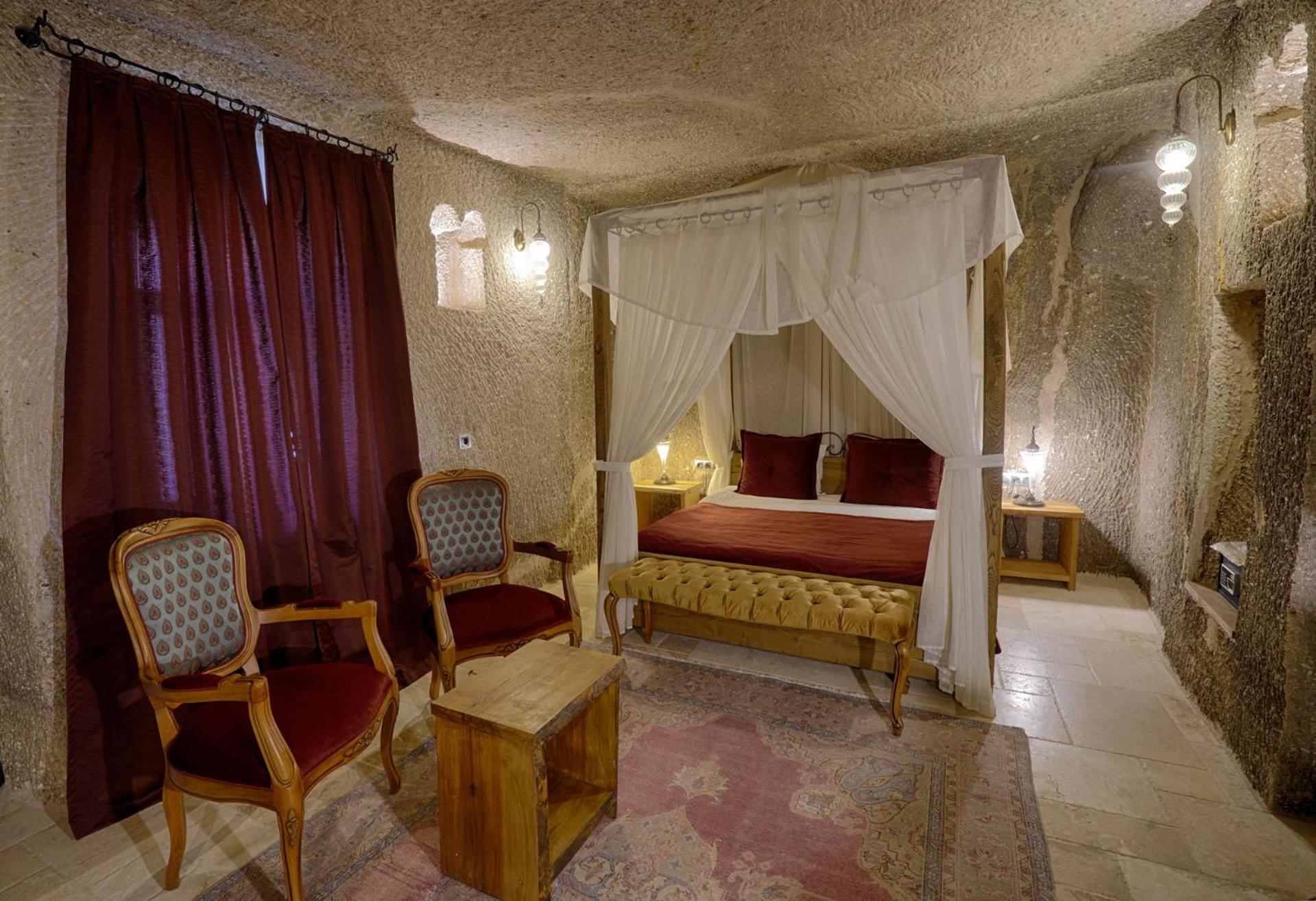 Hera Cave Suites - Image 149