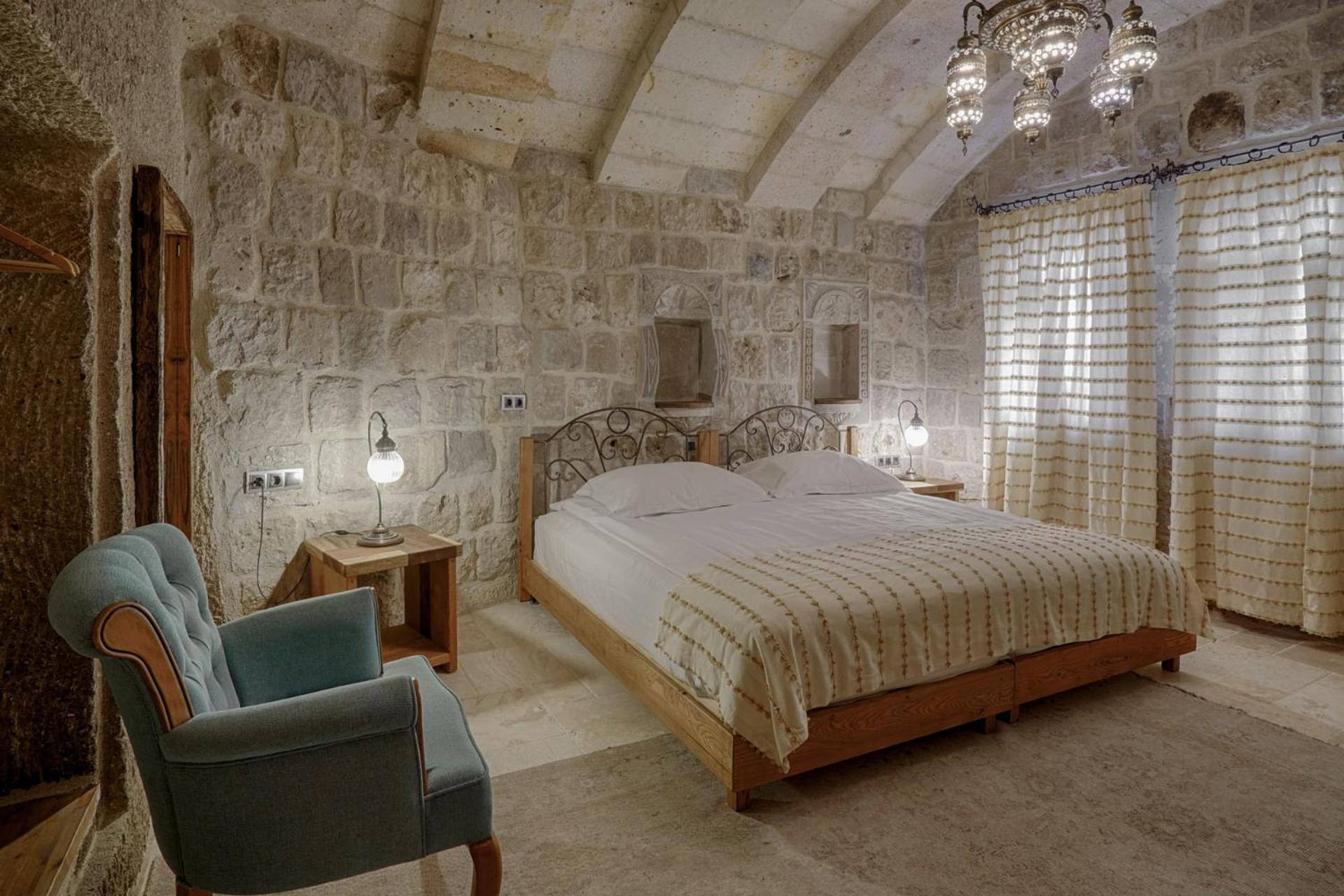 Hera Cave Suites - Image 156