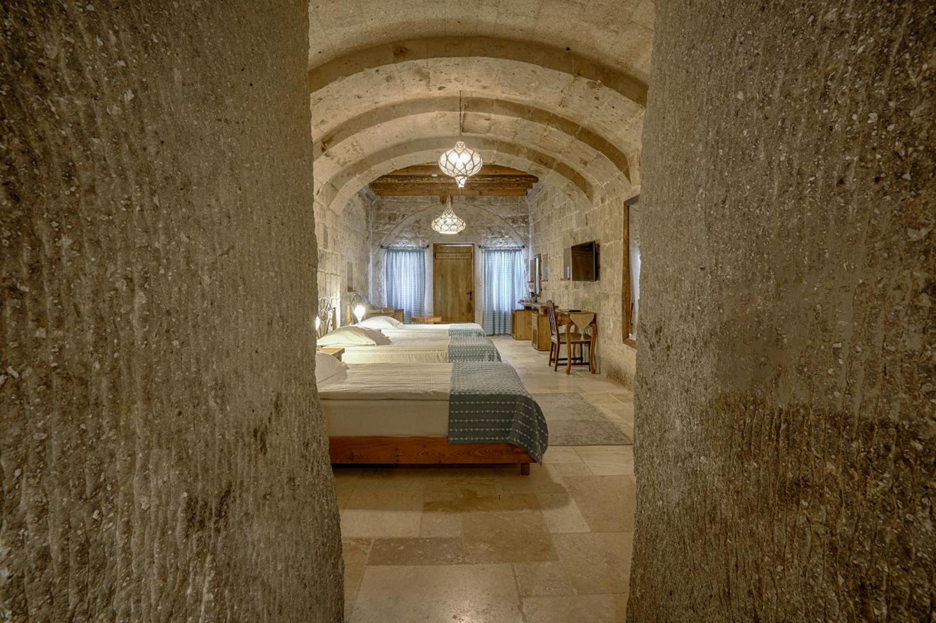 Hera Cave Suites - Image 169