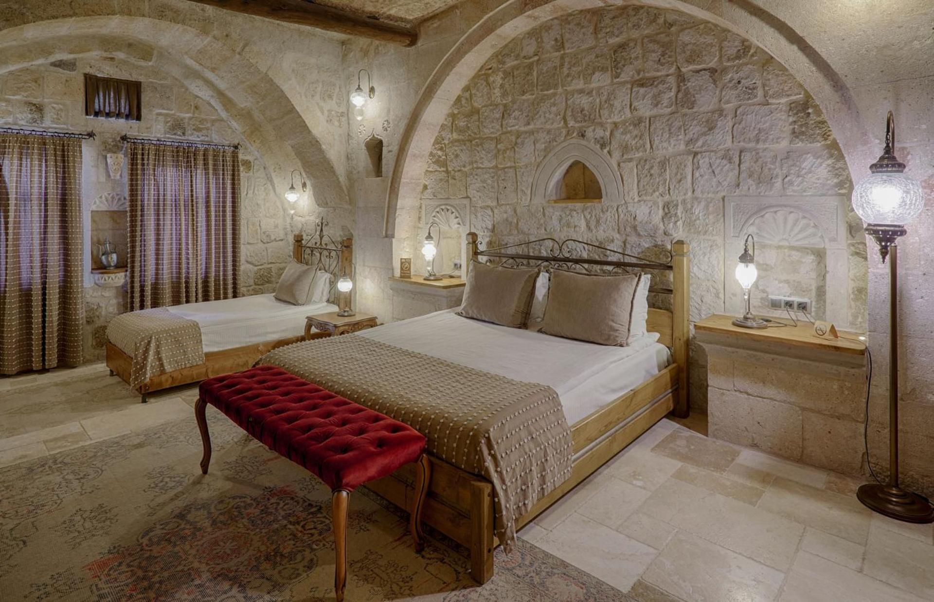 Hera Cave Suites - Image 105