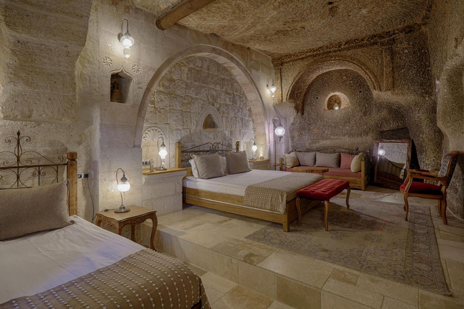 Hera Cave Suites - Image 107
