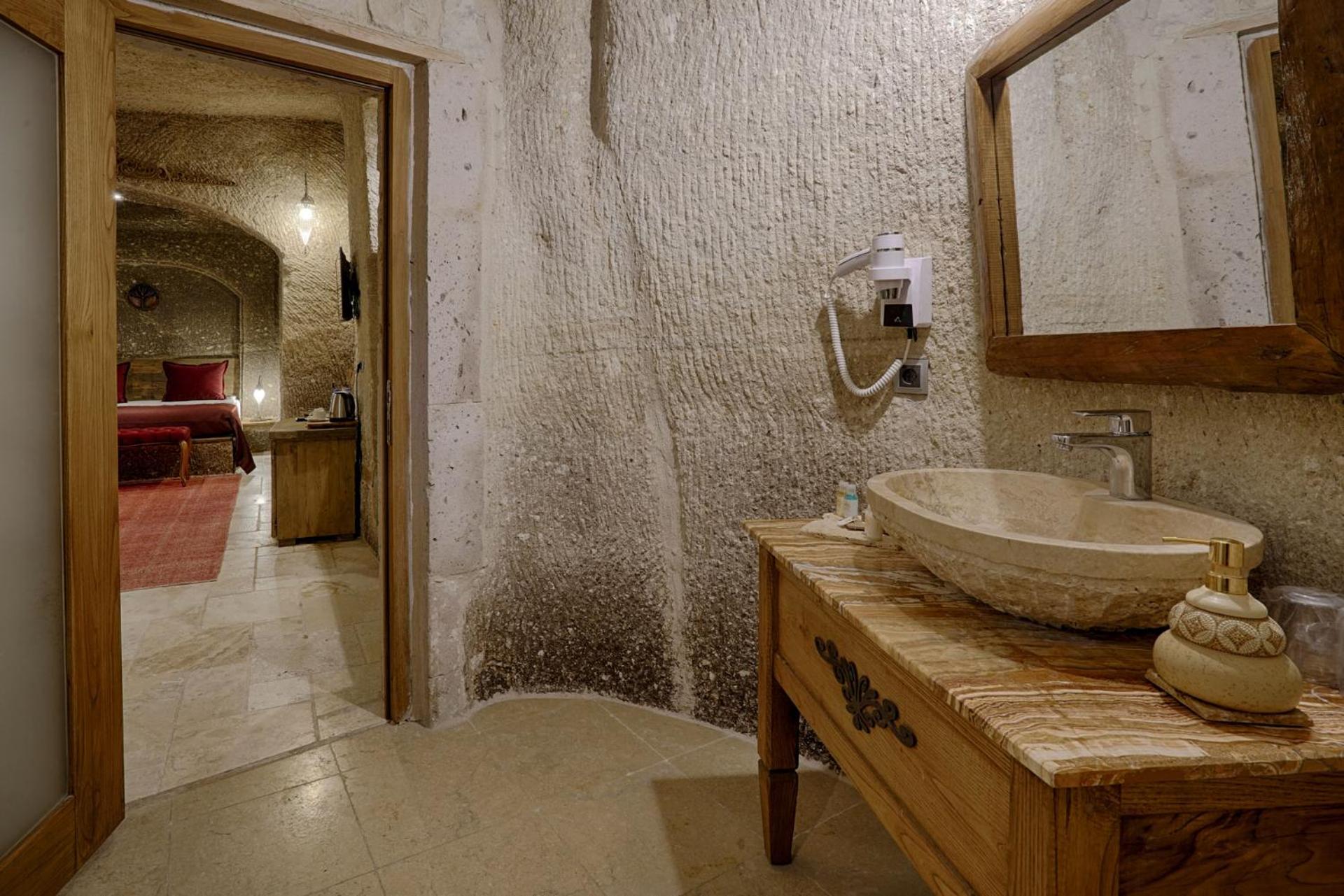 Hera Cave Suites - Image 241