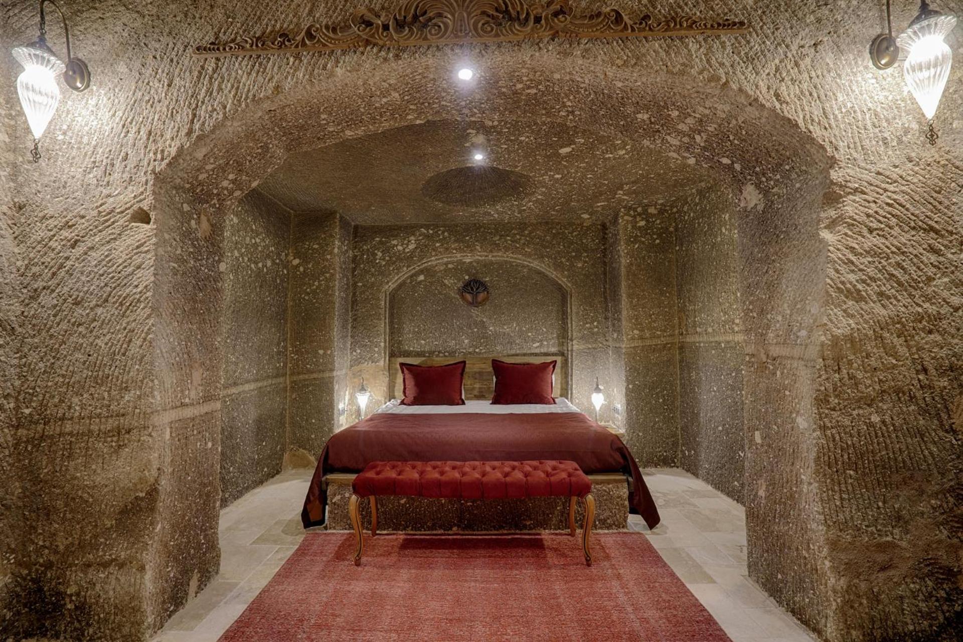 Hera Cave Suites - Image 245