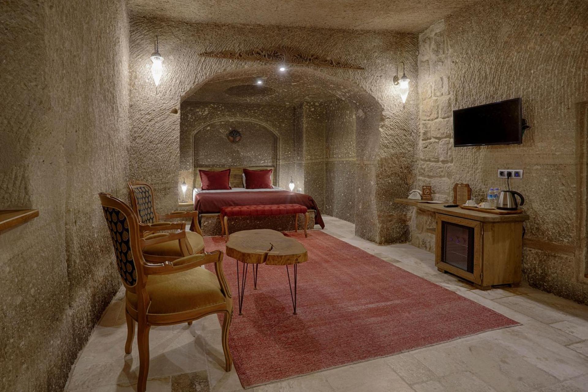 Hera Cave Suites - Image 248