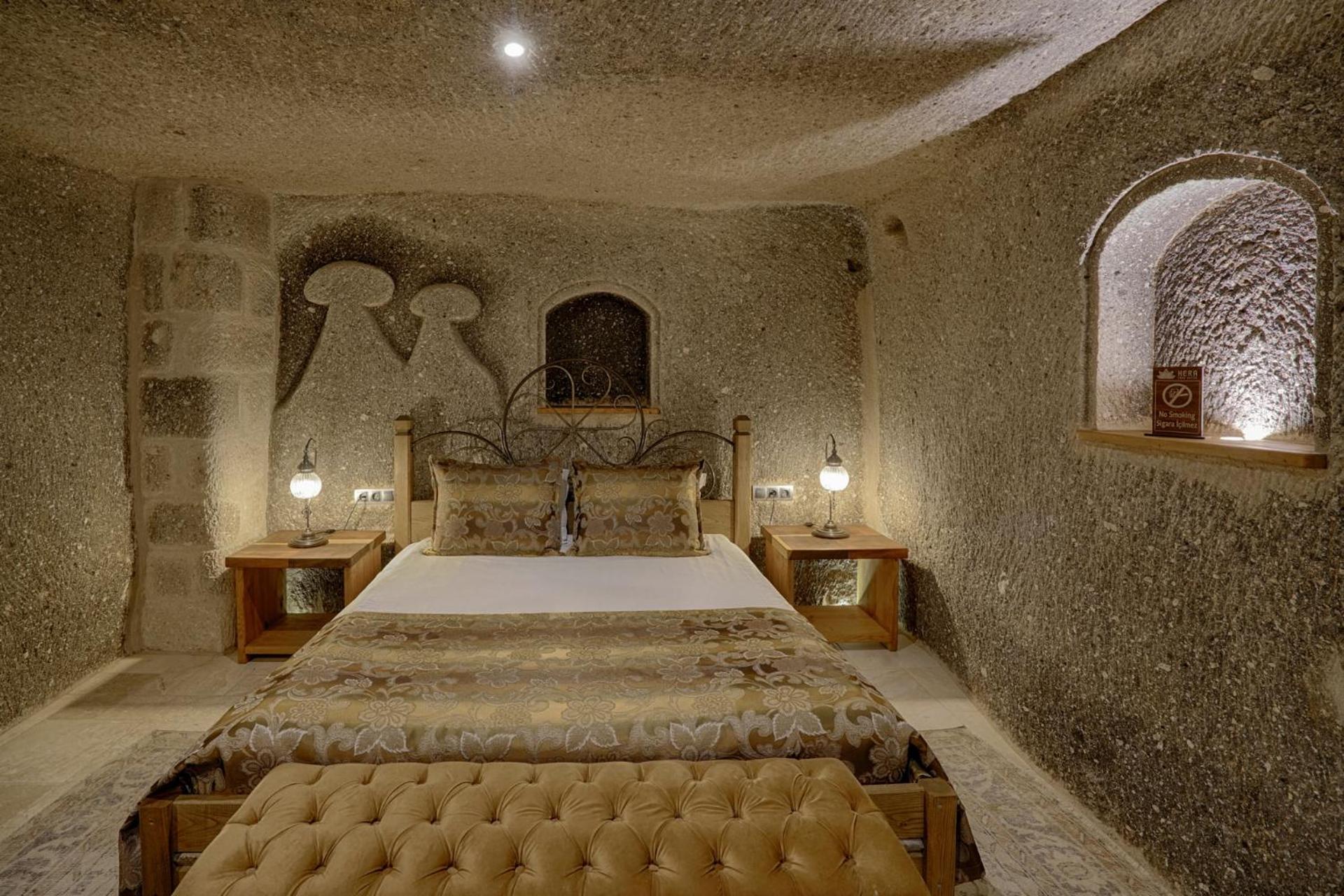 Hera Cave Suites - Image 196