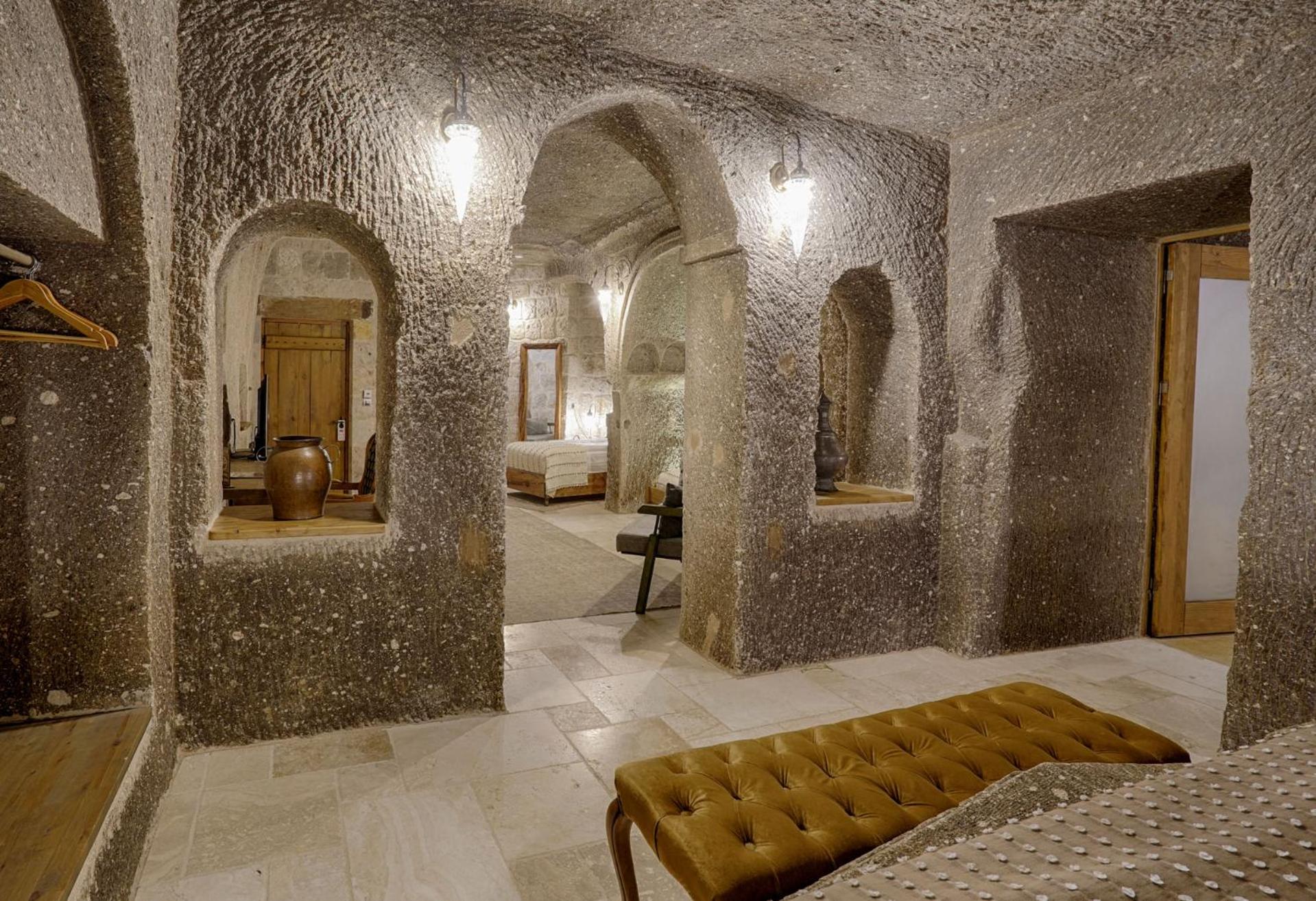Hera Cave Suites - Image 71