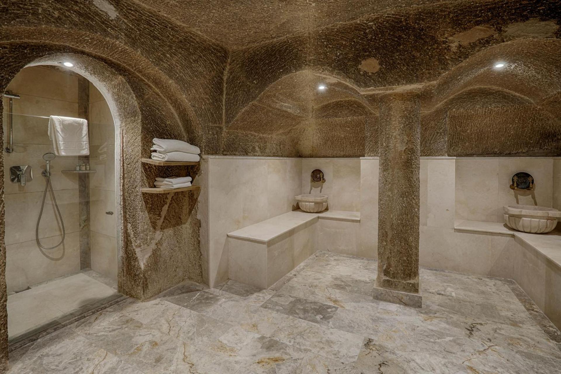 Hera Cave Suites - Image 58
