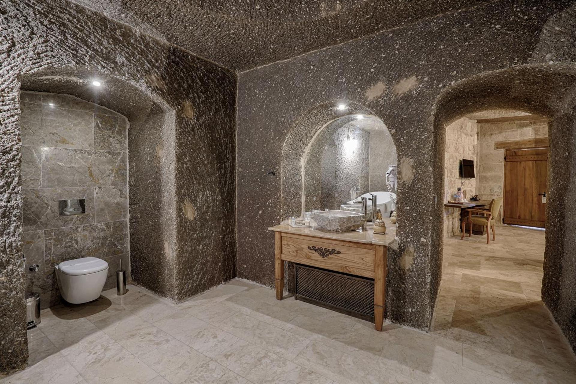 Hera Cave Suites - Image 230