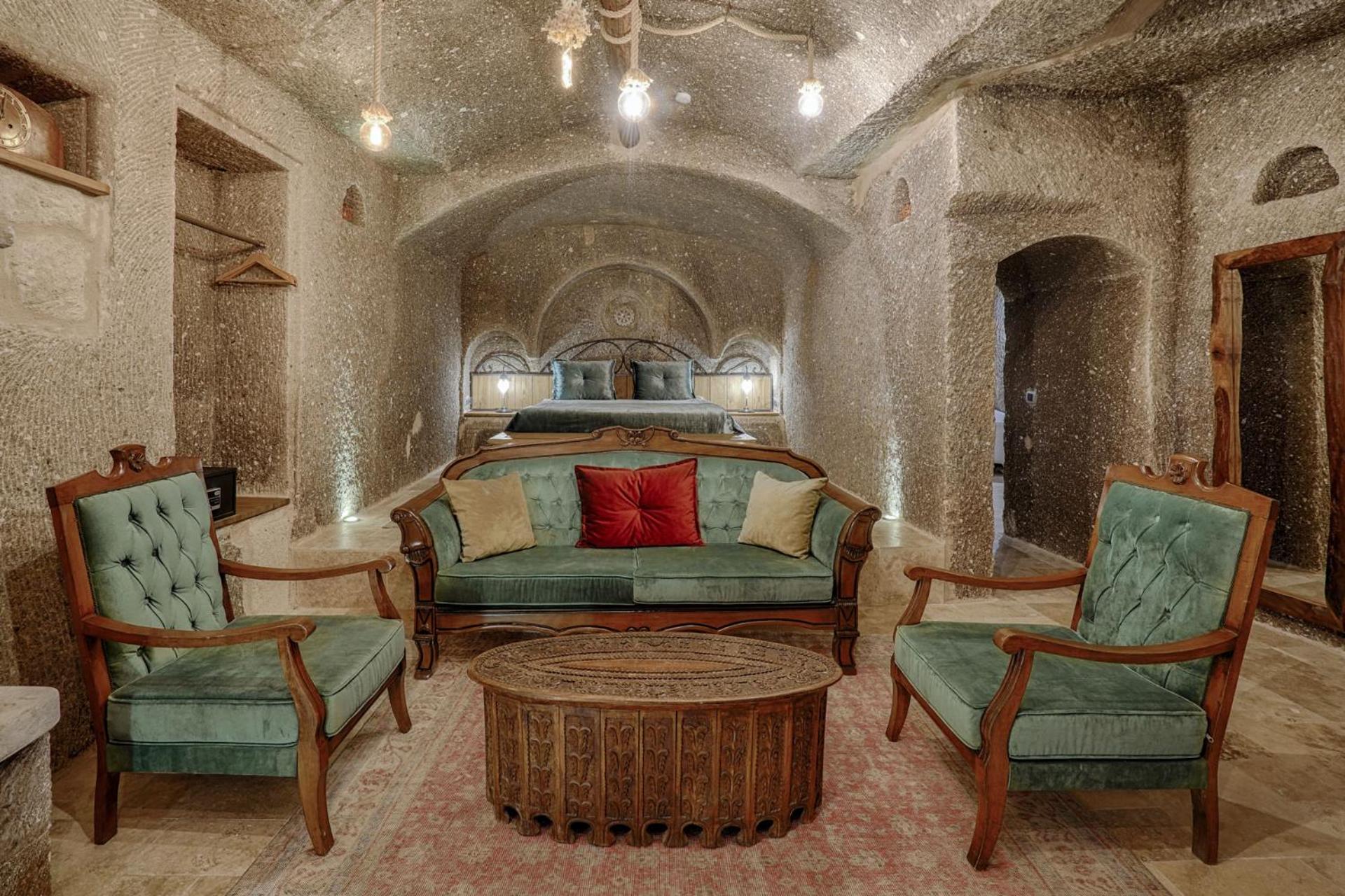Hera Cave Suites - Image 52