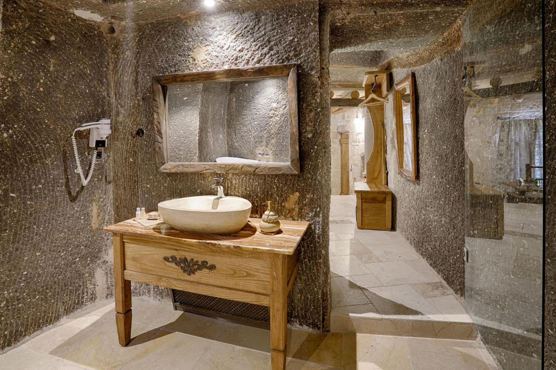 Hera Cave Suites - Image 50