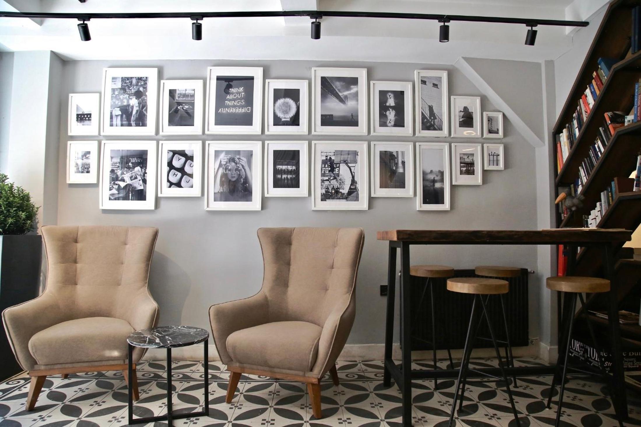 HOTEL BRONTE - Image 27