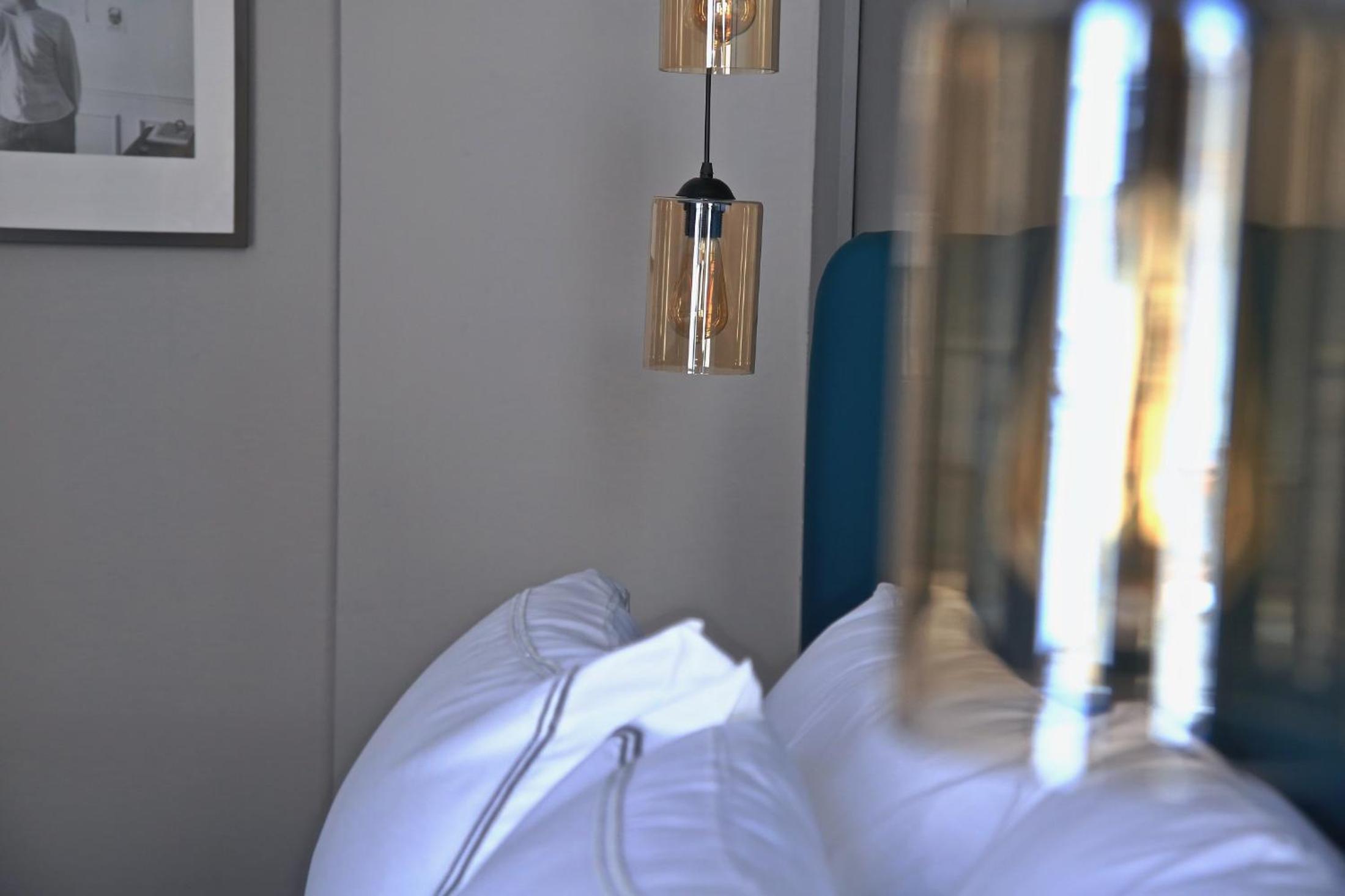 HOTEL BRONTE - Image 12