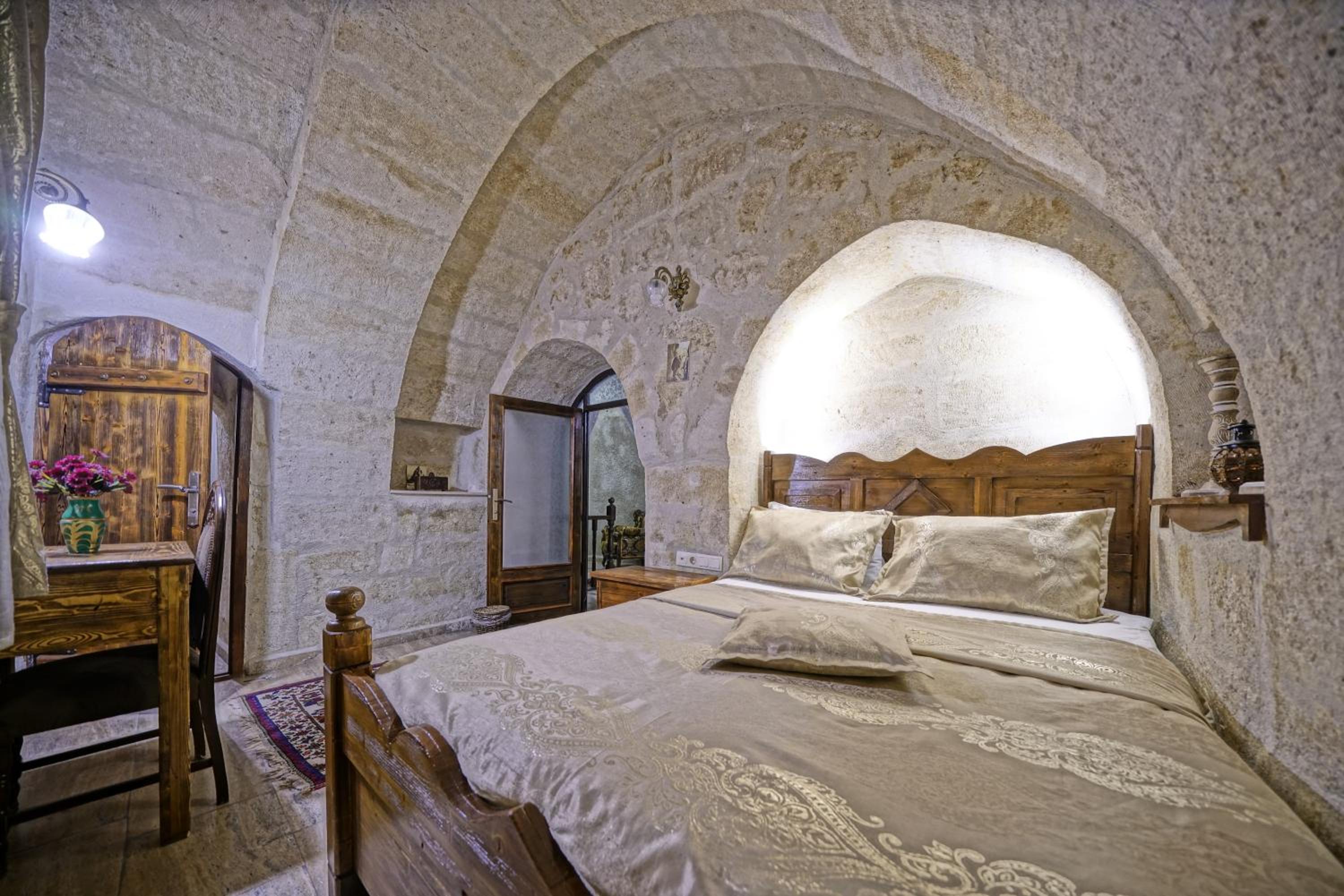 Maccan Cave Hotel - Image 76