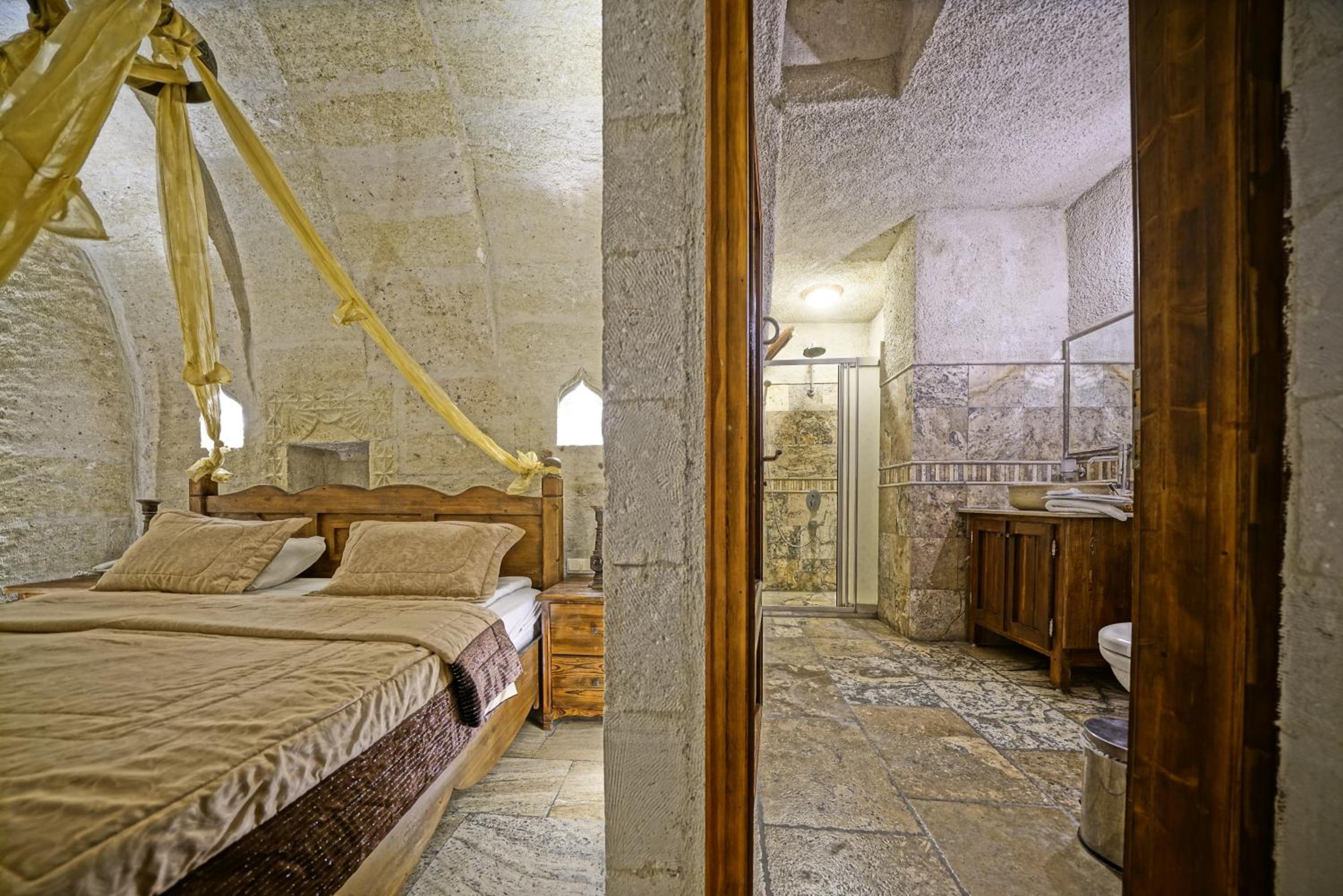 Maccan Cave Hotel - Image 85