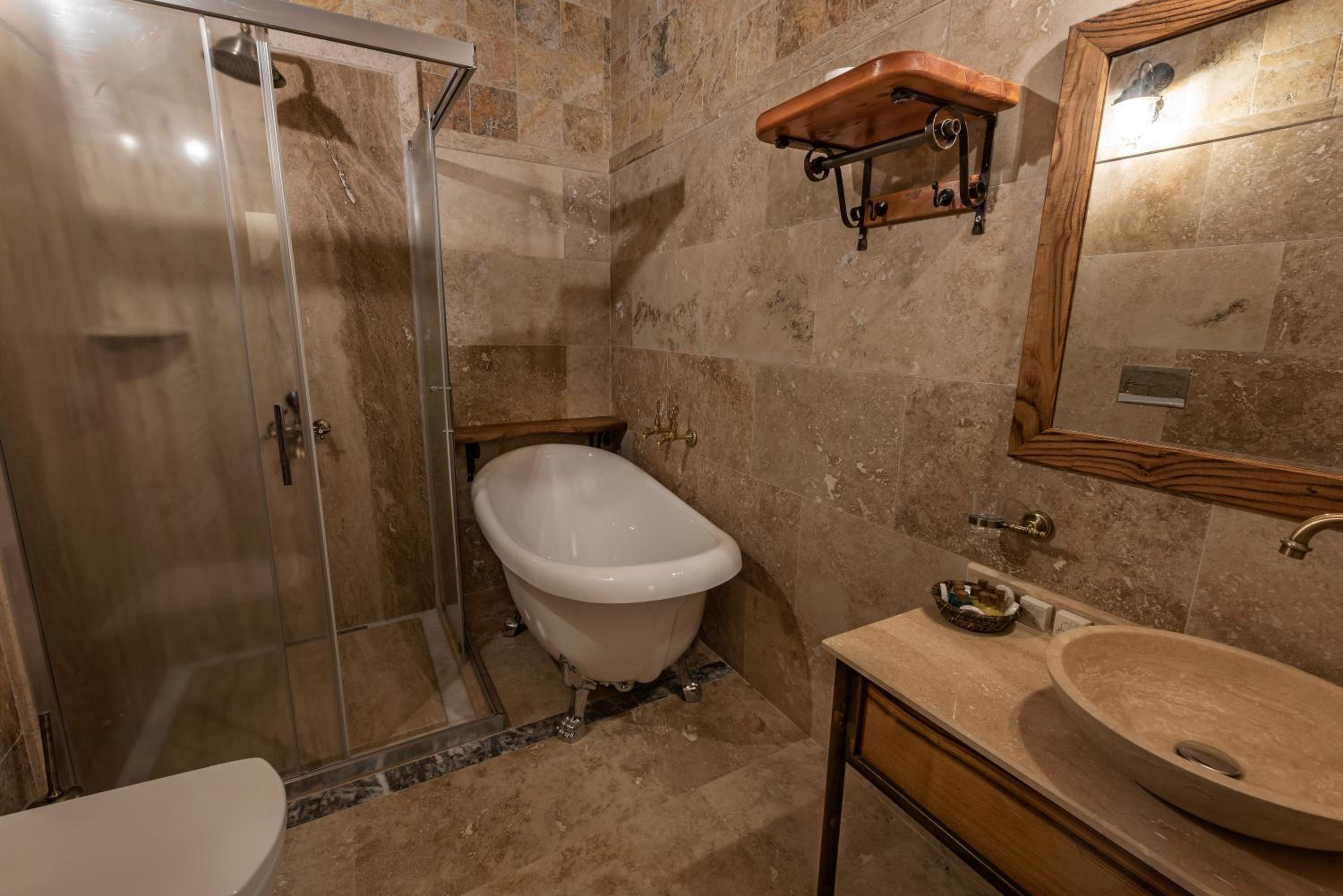 Sarnich Cave Suites - Image 49