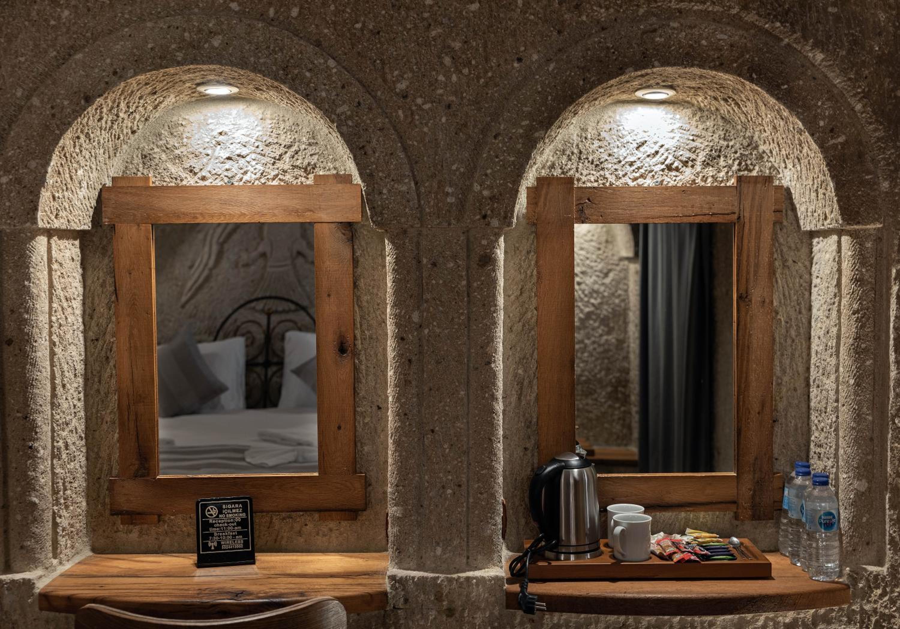 Sarnich Cave Suites - Image 26