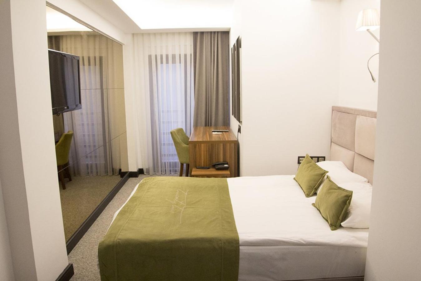 The 22 Hotel - Image 43