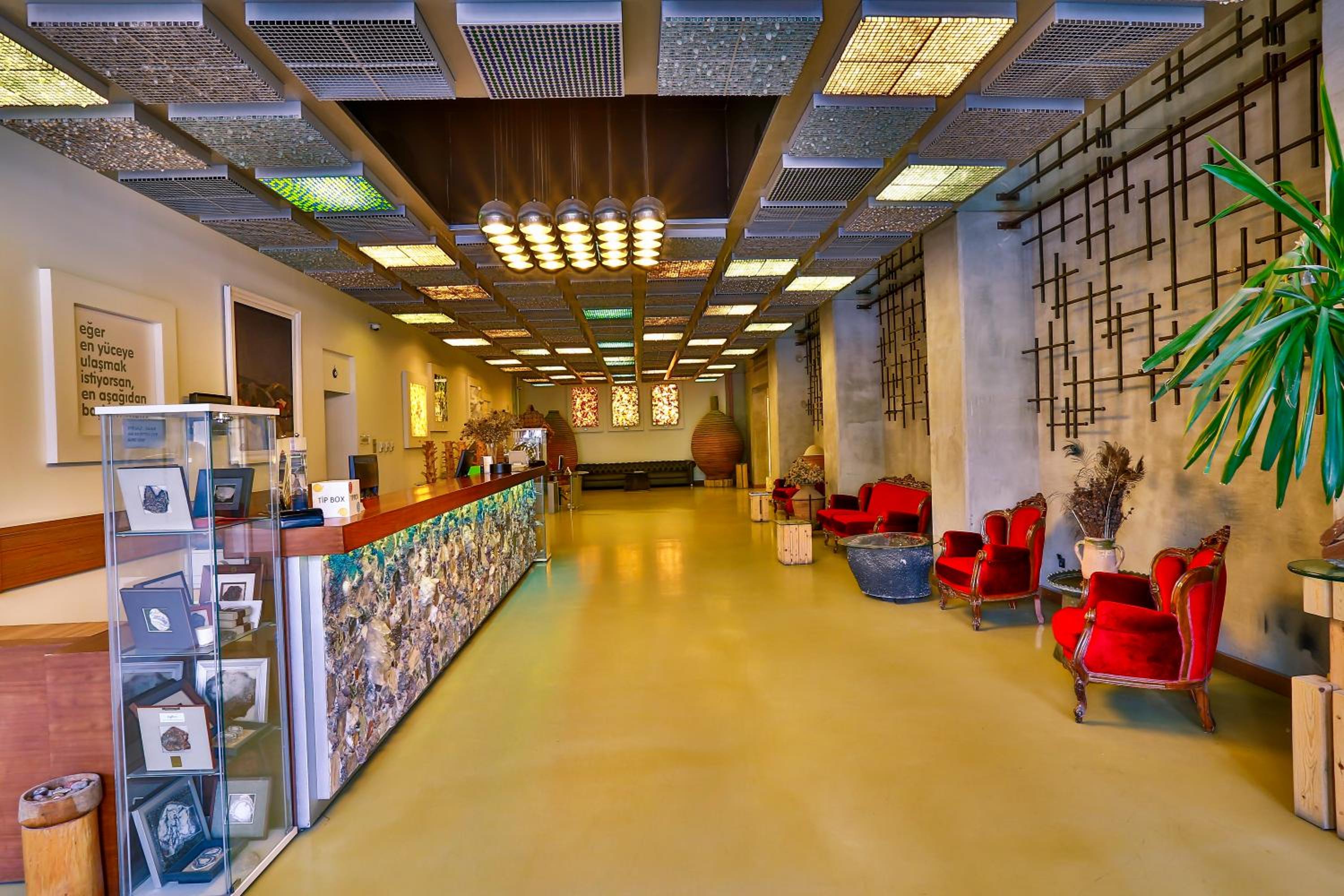 Han Hotel - Image 12