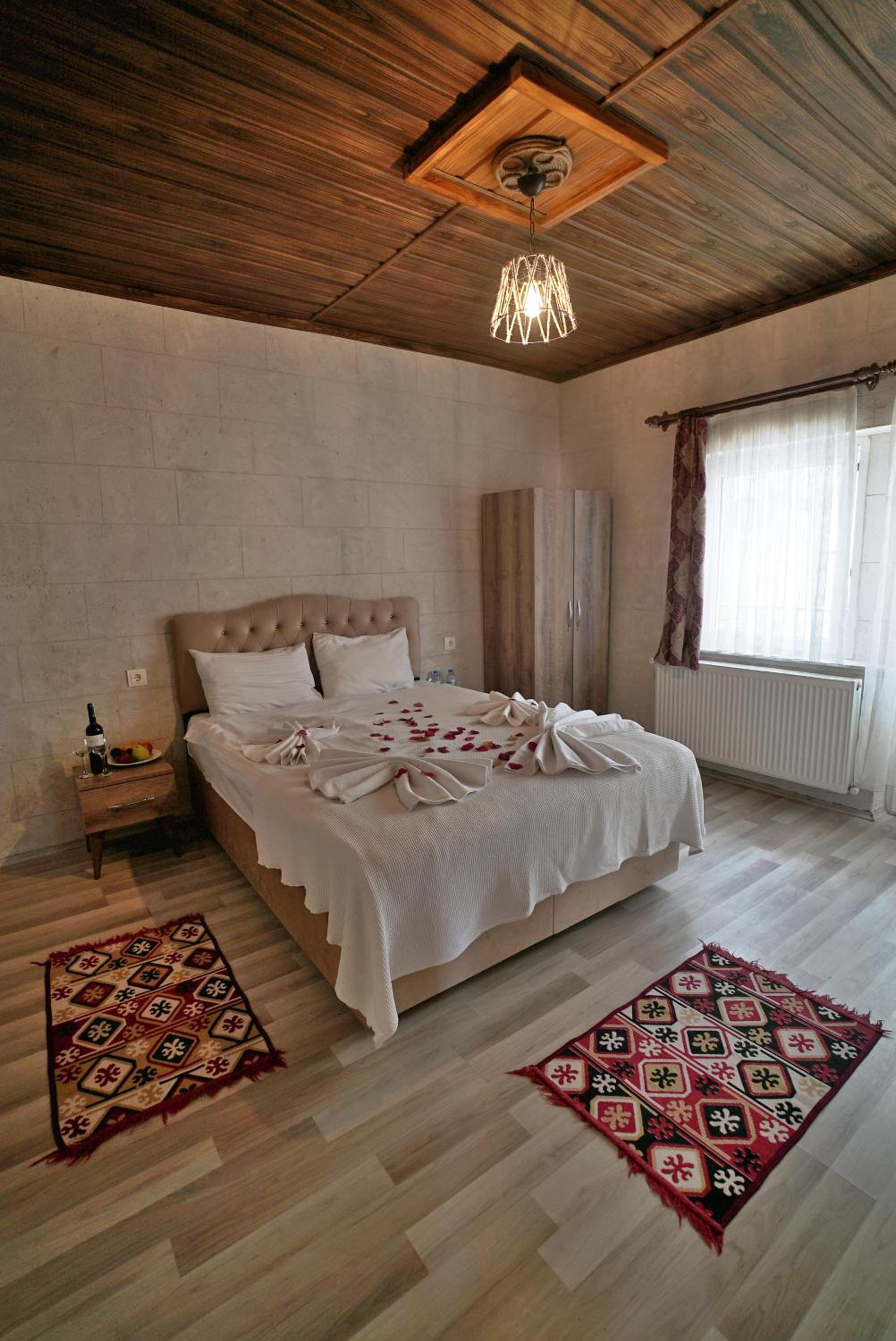 Epoch Stone House - Image 67