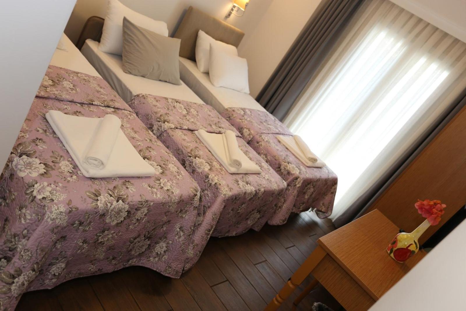 AtaÇesme Otel - Image 19