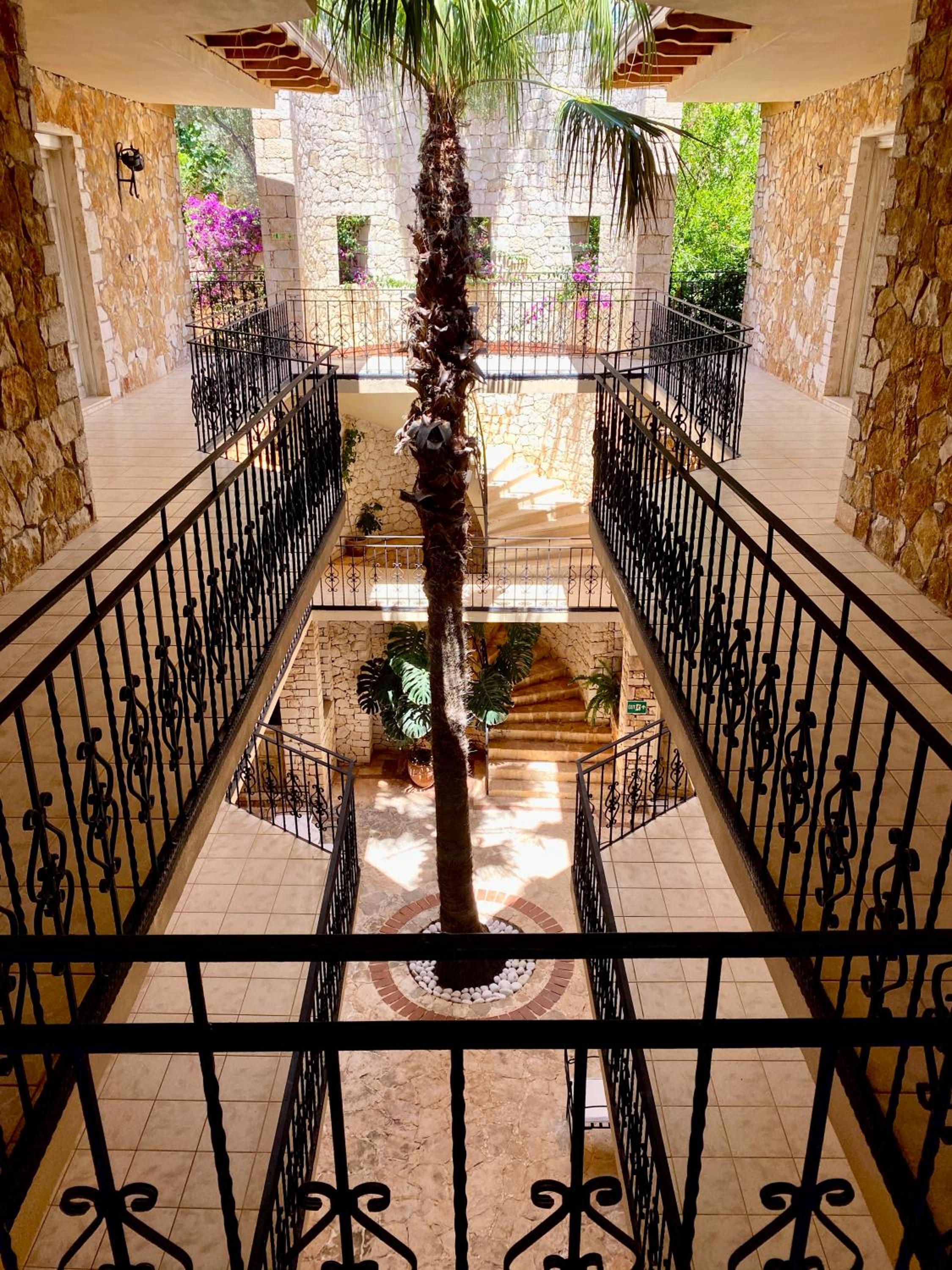 Villa Hotel Tamara - Image 46