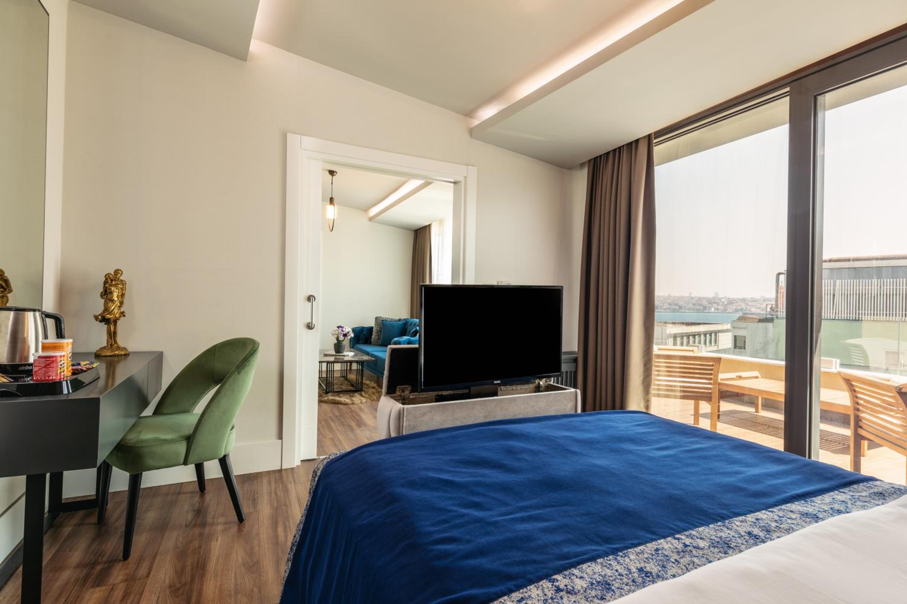Union Otel Port - Image 51
