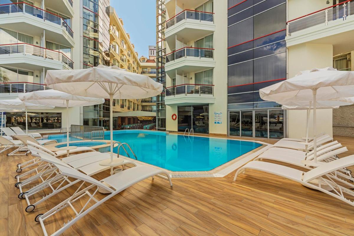 Poseidon Hotel - Adult Only - Image 12
