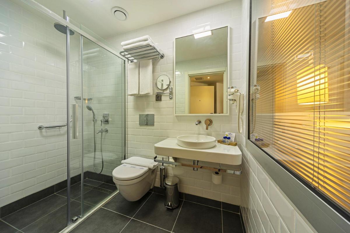 Poseidon Hotel - Adult Only - Image 33