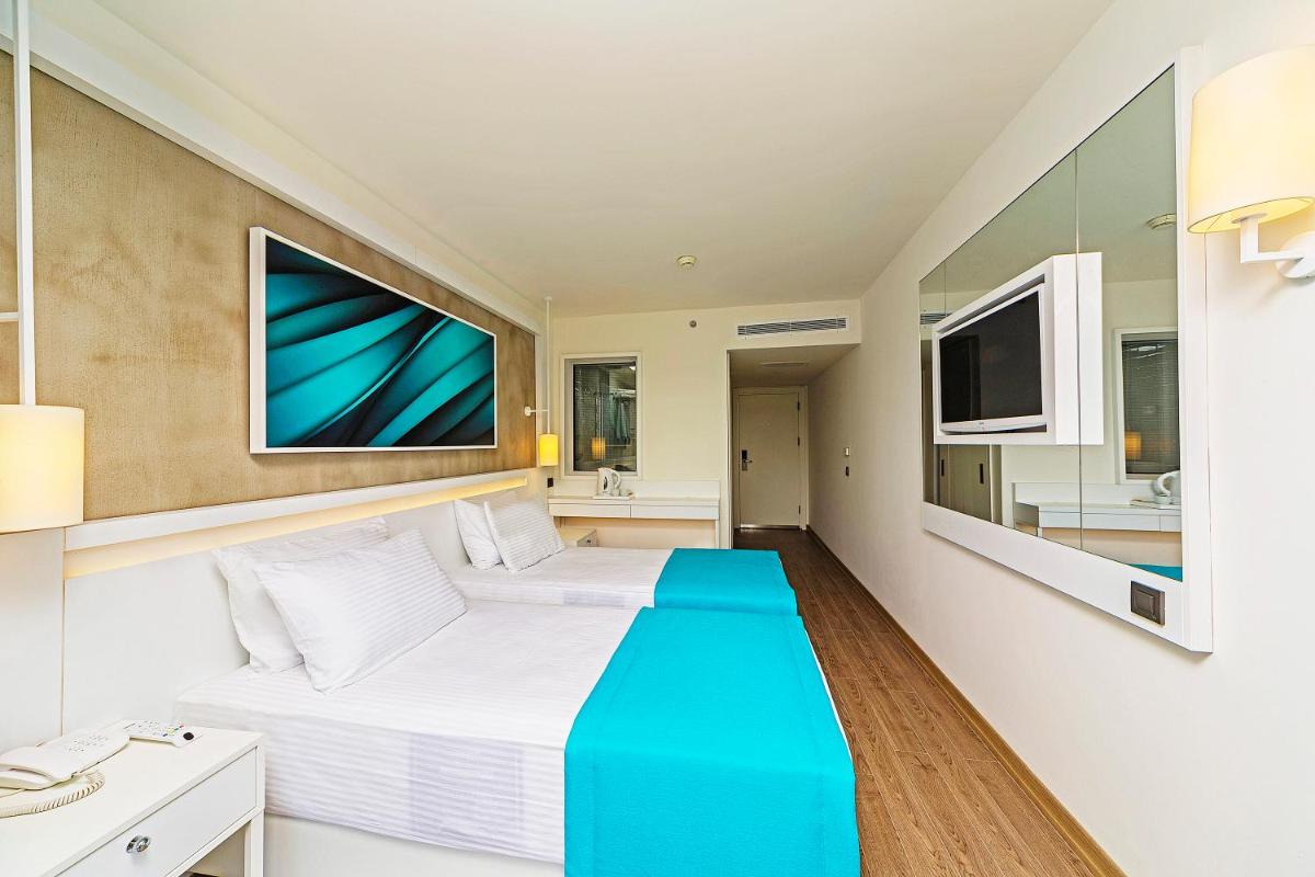 Poseidon Hotel - Adult Only - Image 27