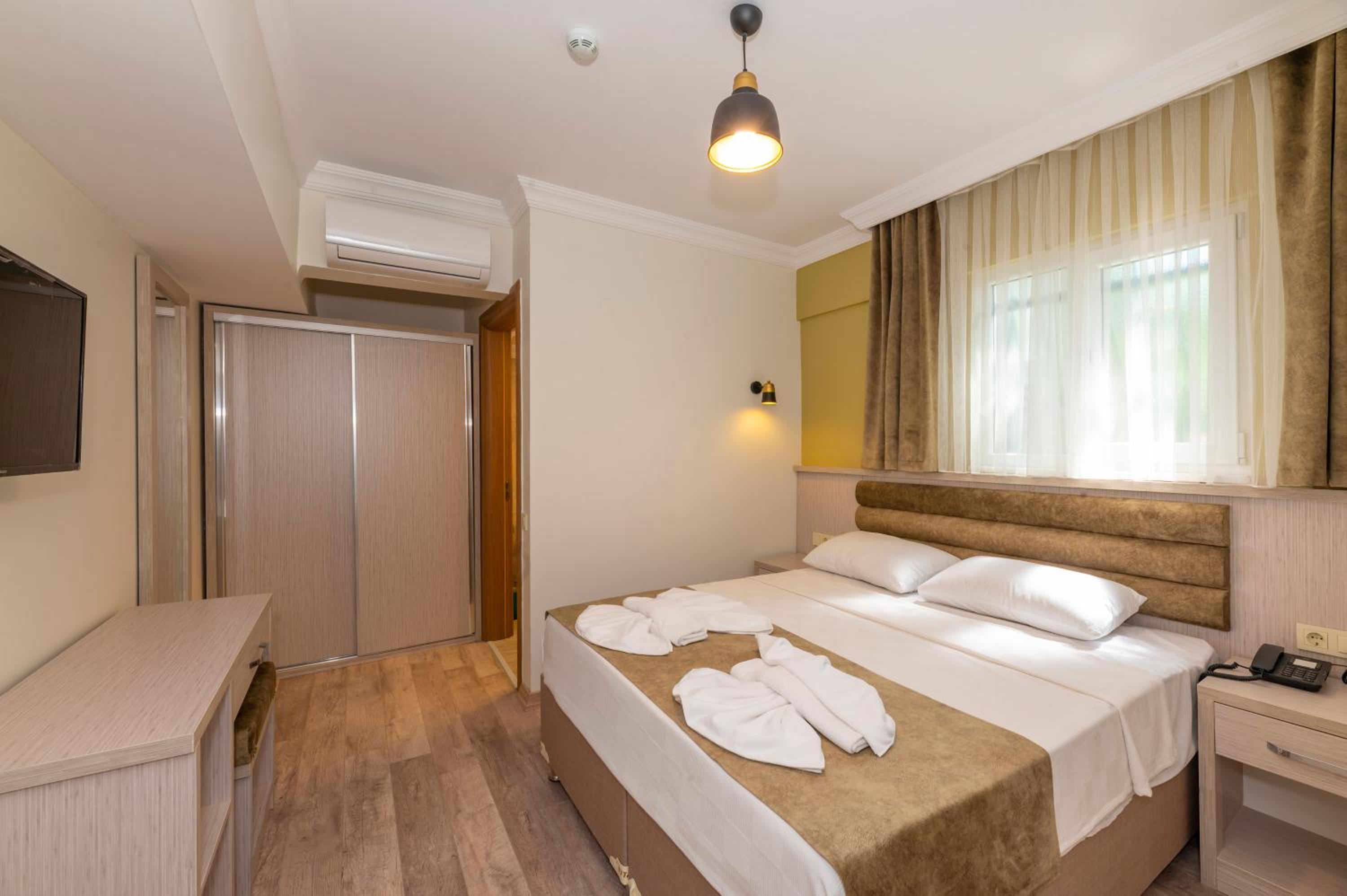 Bazaar Hotels Eski Şehir - Image 27