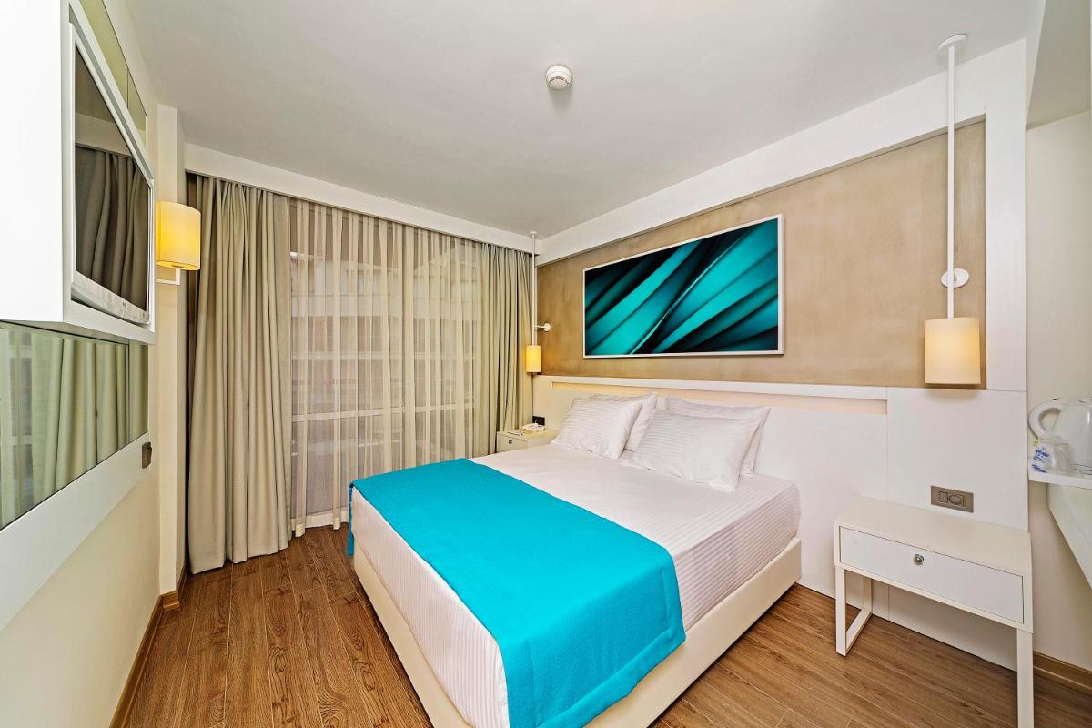 Poseidon Hotel - Adult Only - Image 24