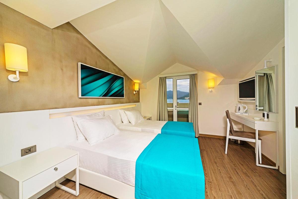 Poseidon Hotel - Adult Only - Image 26