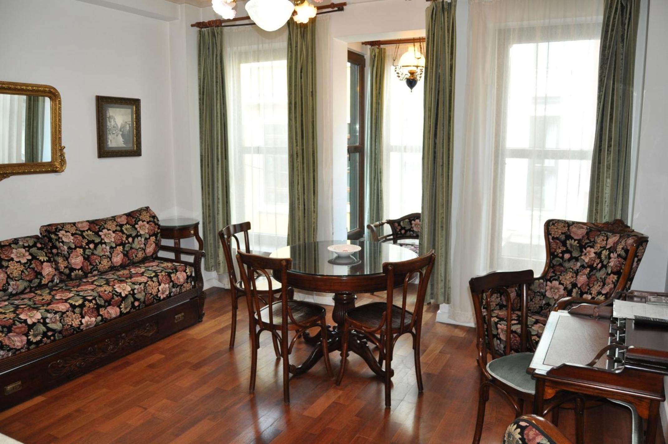 Villa Pera Suite Otel - Image 26