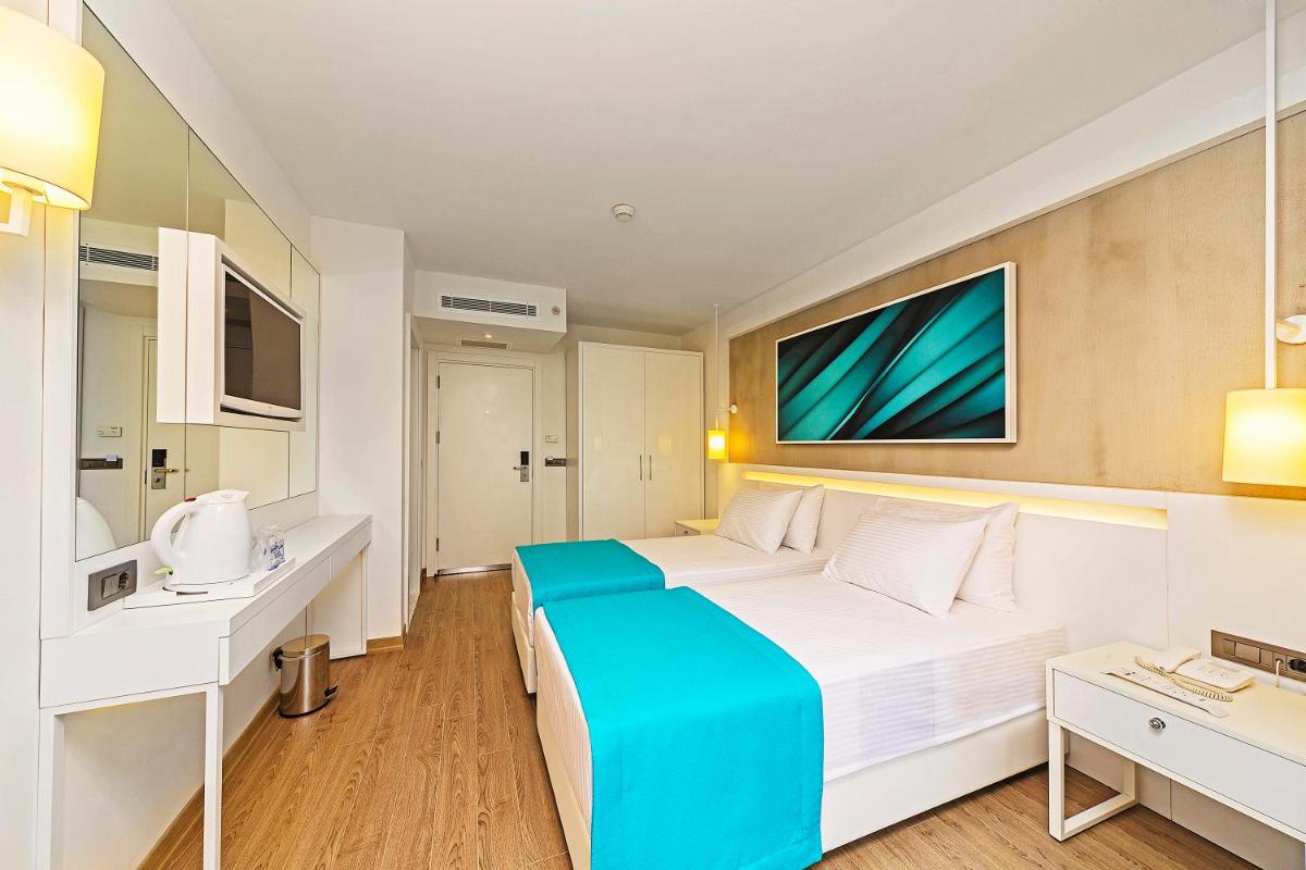 Poseidon Hotel - Adult Only - Image 22