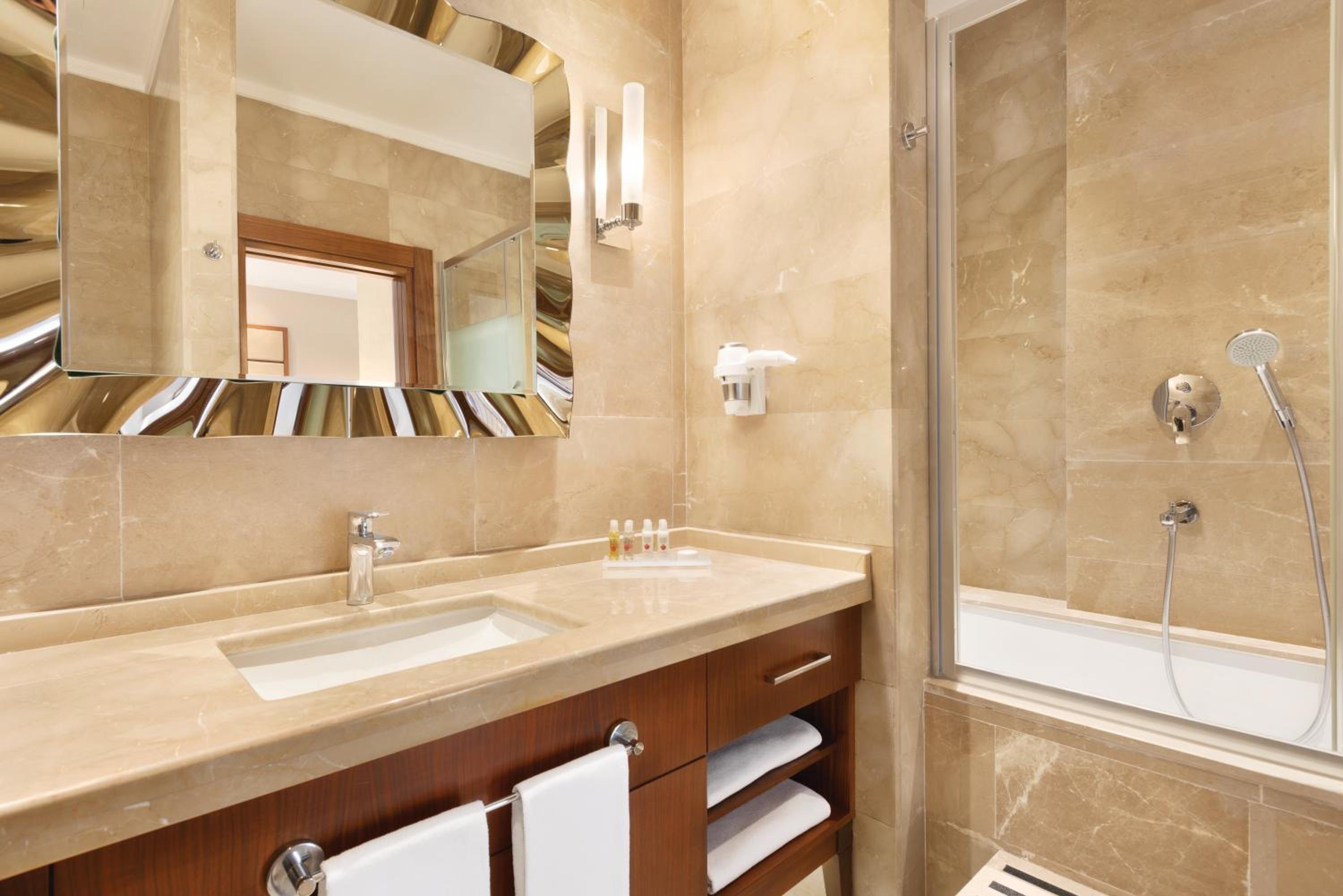 Days Hotel by Wyndham İstanbul Maltepe - Image 42