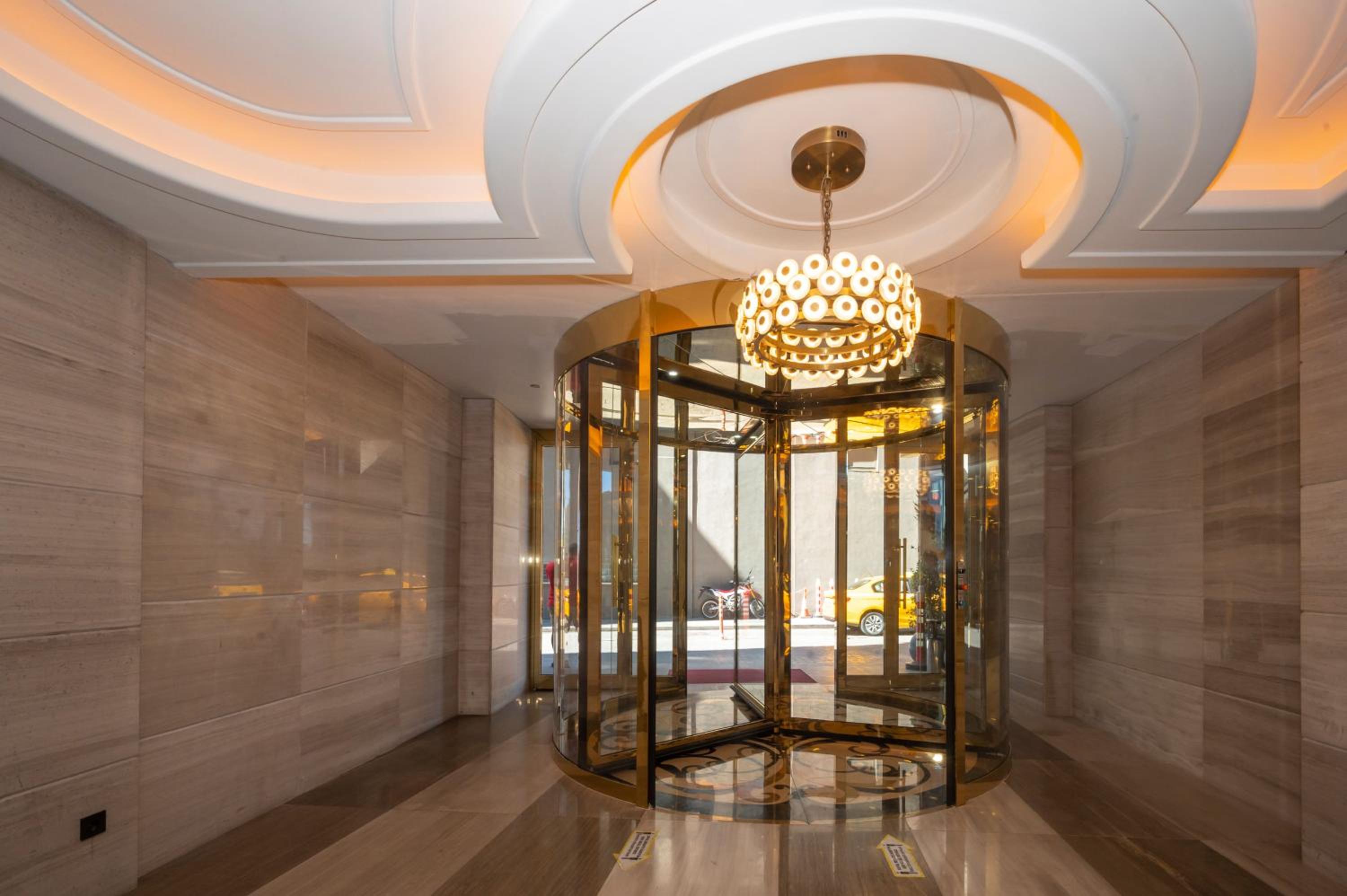 Ramada By Wyndham Istanbul Pera Taksim - Image 62