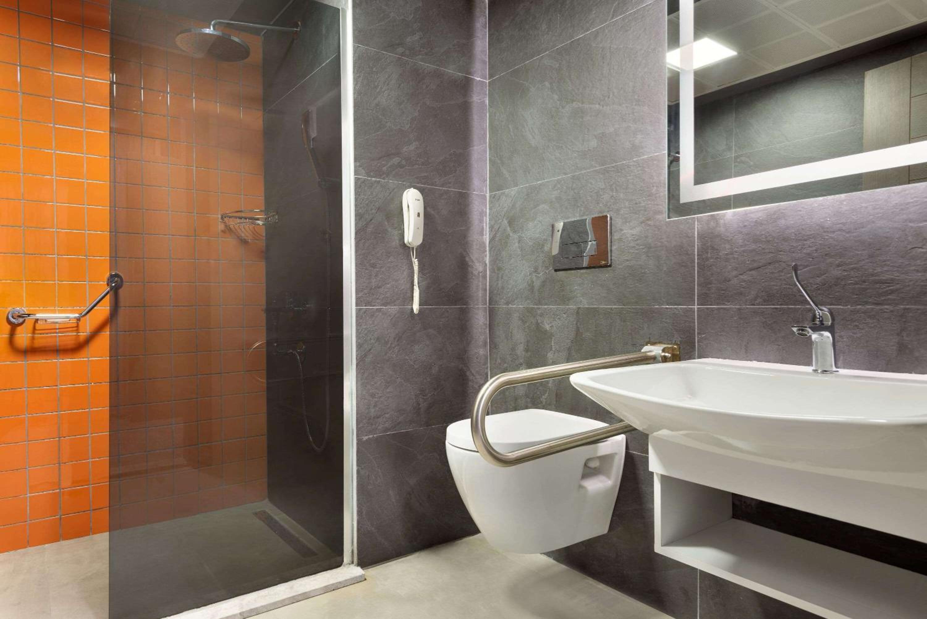 Days Hotel by Wyndham Ankara Cankaya - Image 43