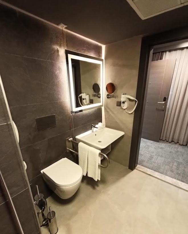 Days Hotel by Wyndham Ankara Cankaya - Image 94