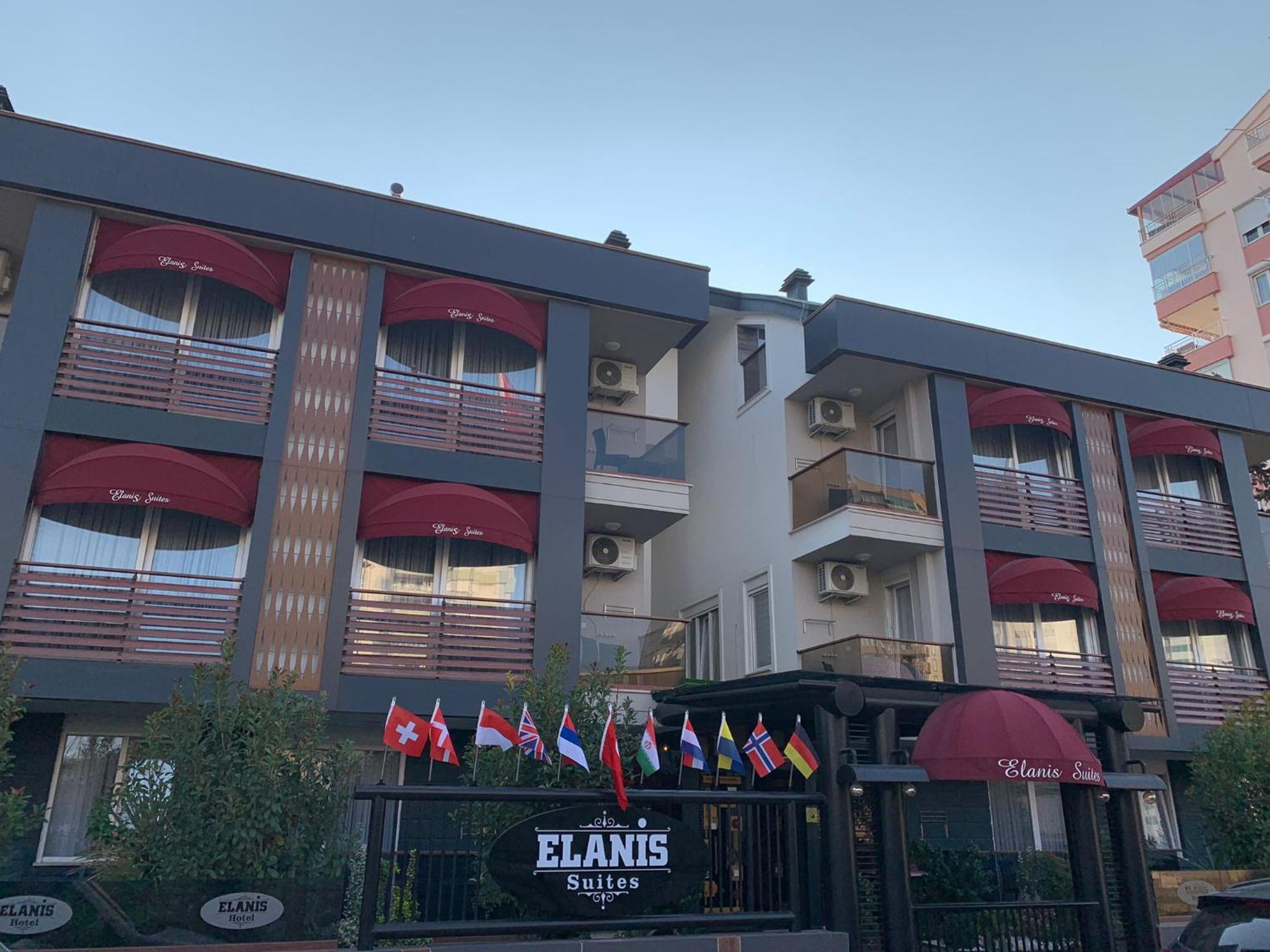 Elanis Suites - Image 23