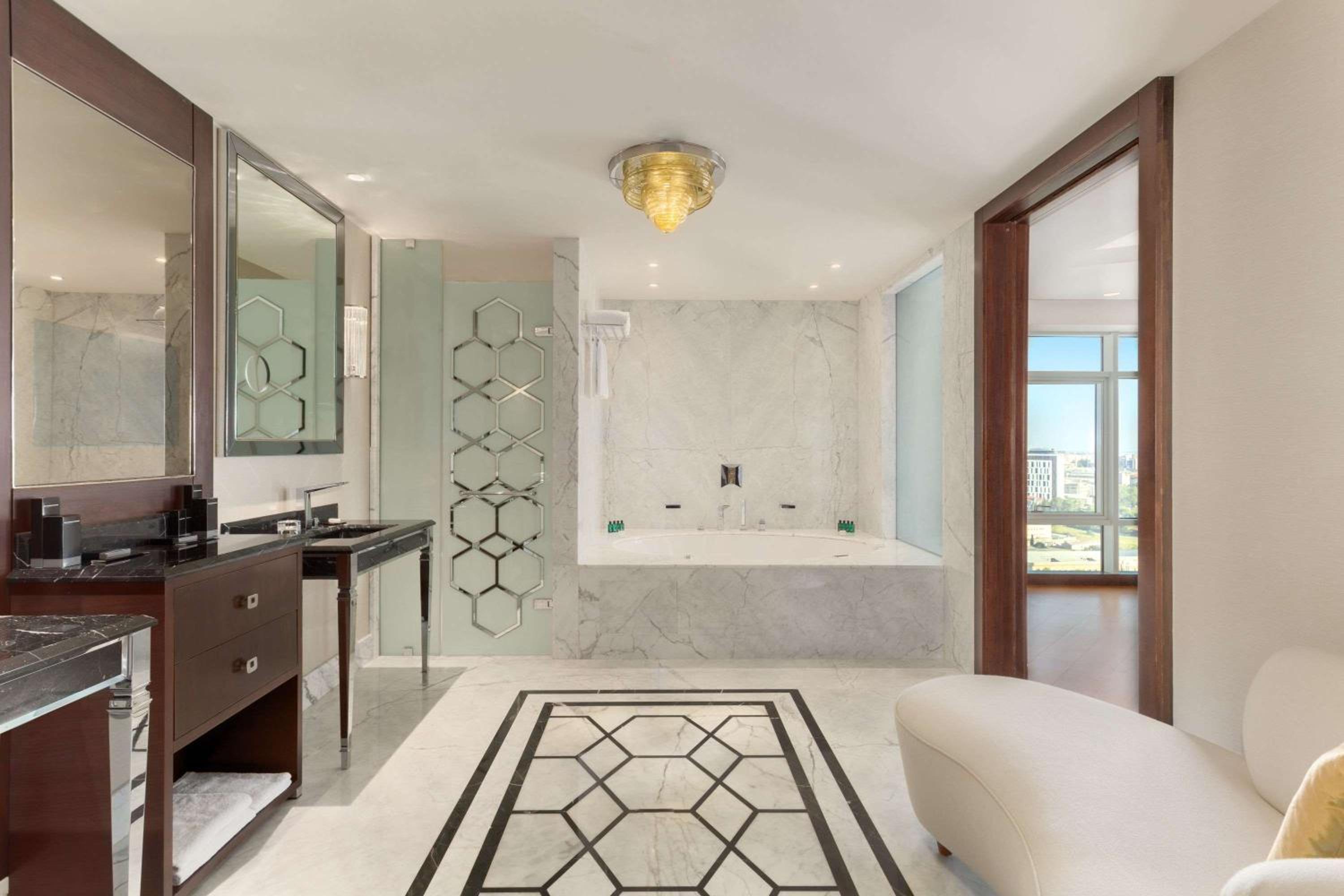 Wyndham Grand Istanbul Europe - Image 44