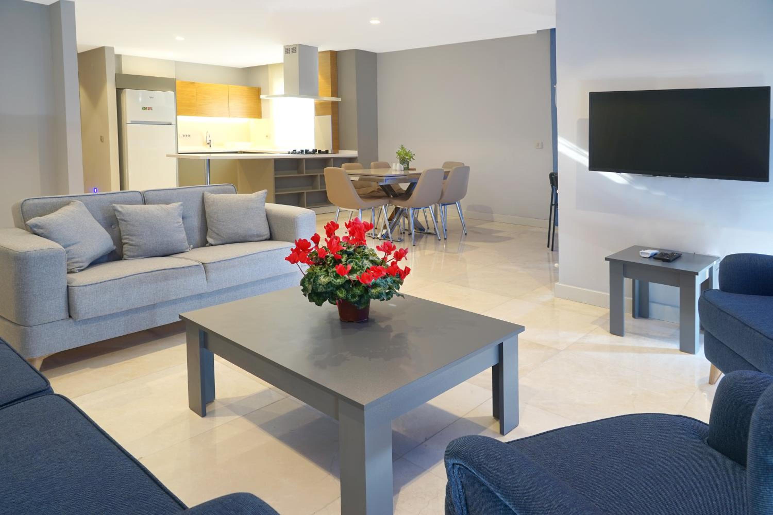 MENE SUITES - Image 71