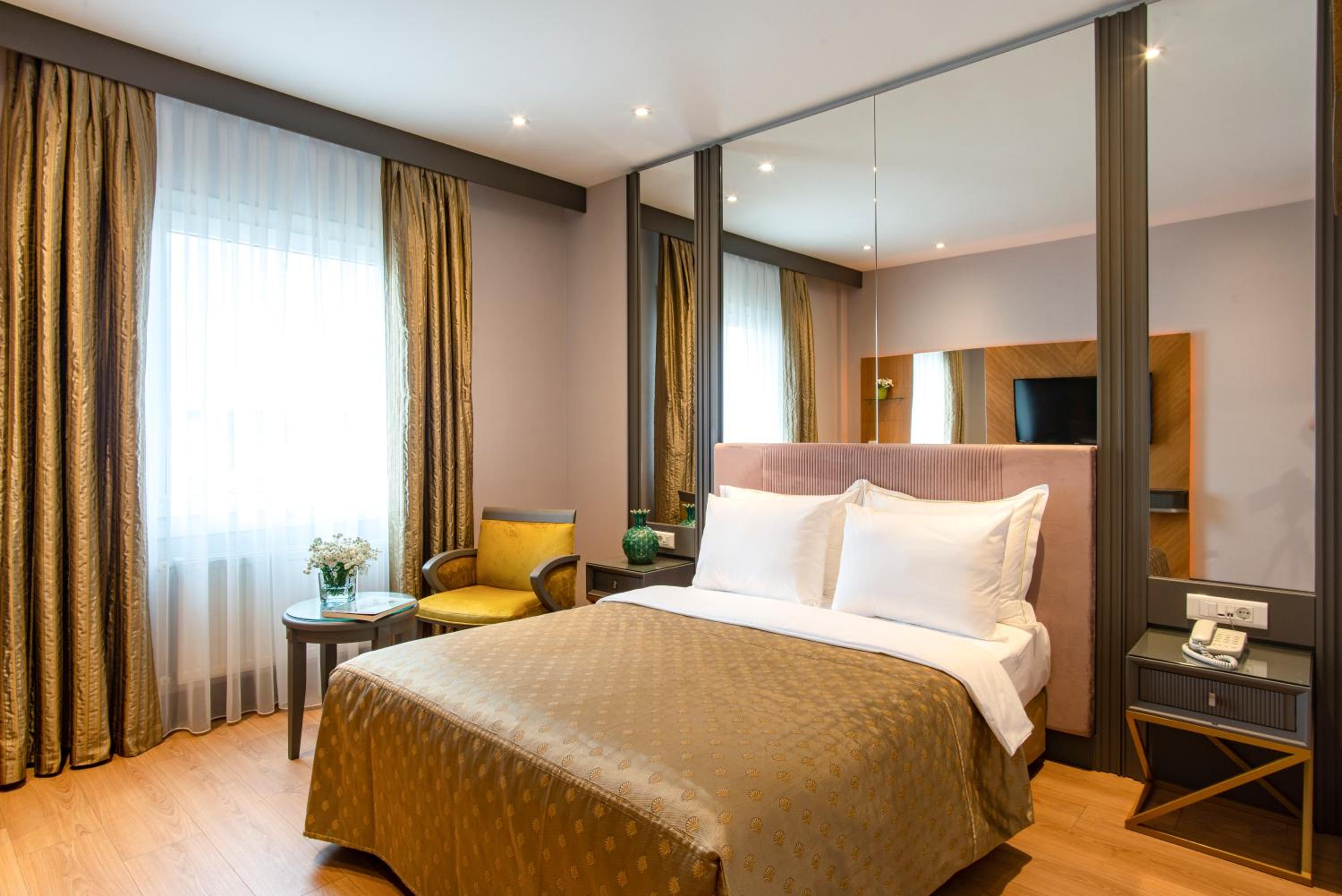 Oran Hotel - Image 32